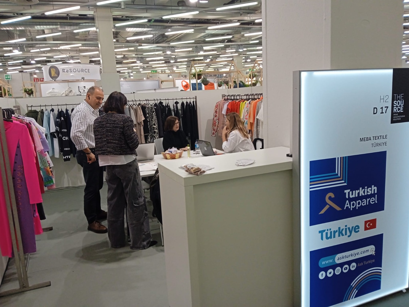 Ege İhracatçı Birlikleri'nin Moda Endüstrisi Almanya Yolcusu1