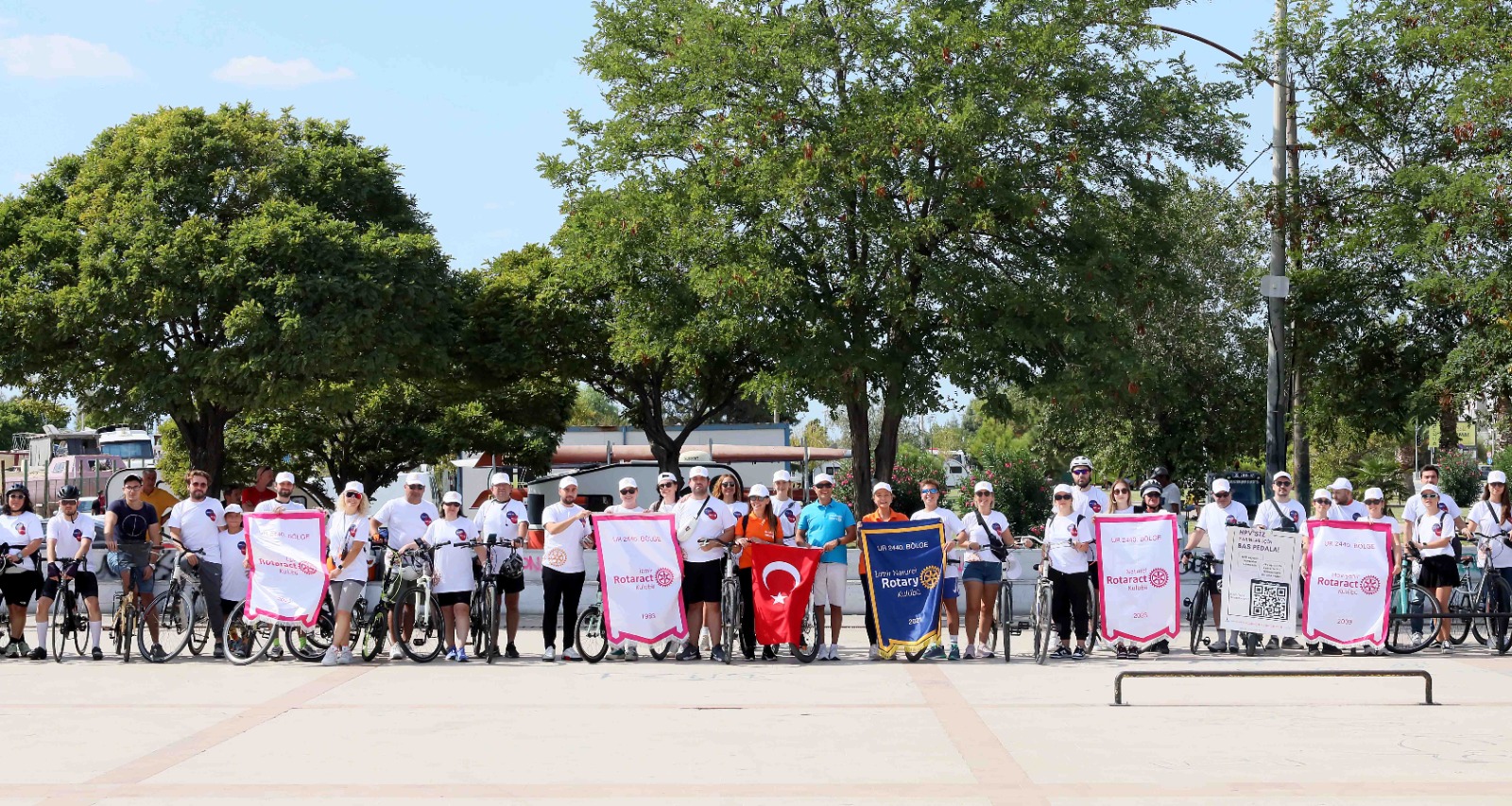 Farkındalık Için İzmir’de Pedallar Çevrildi