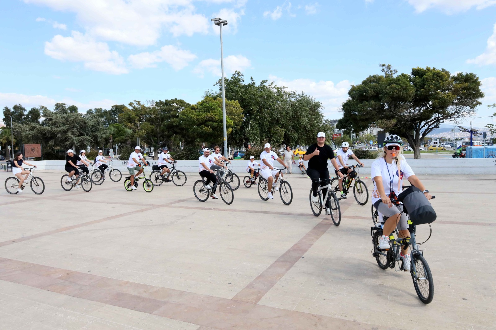 Farkındalık Için İzmir’de Pedallar Çevrildi0