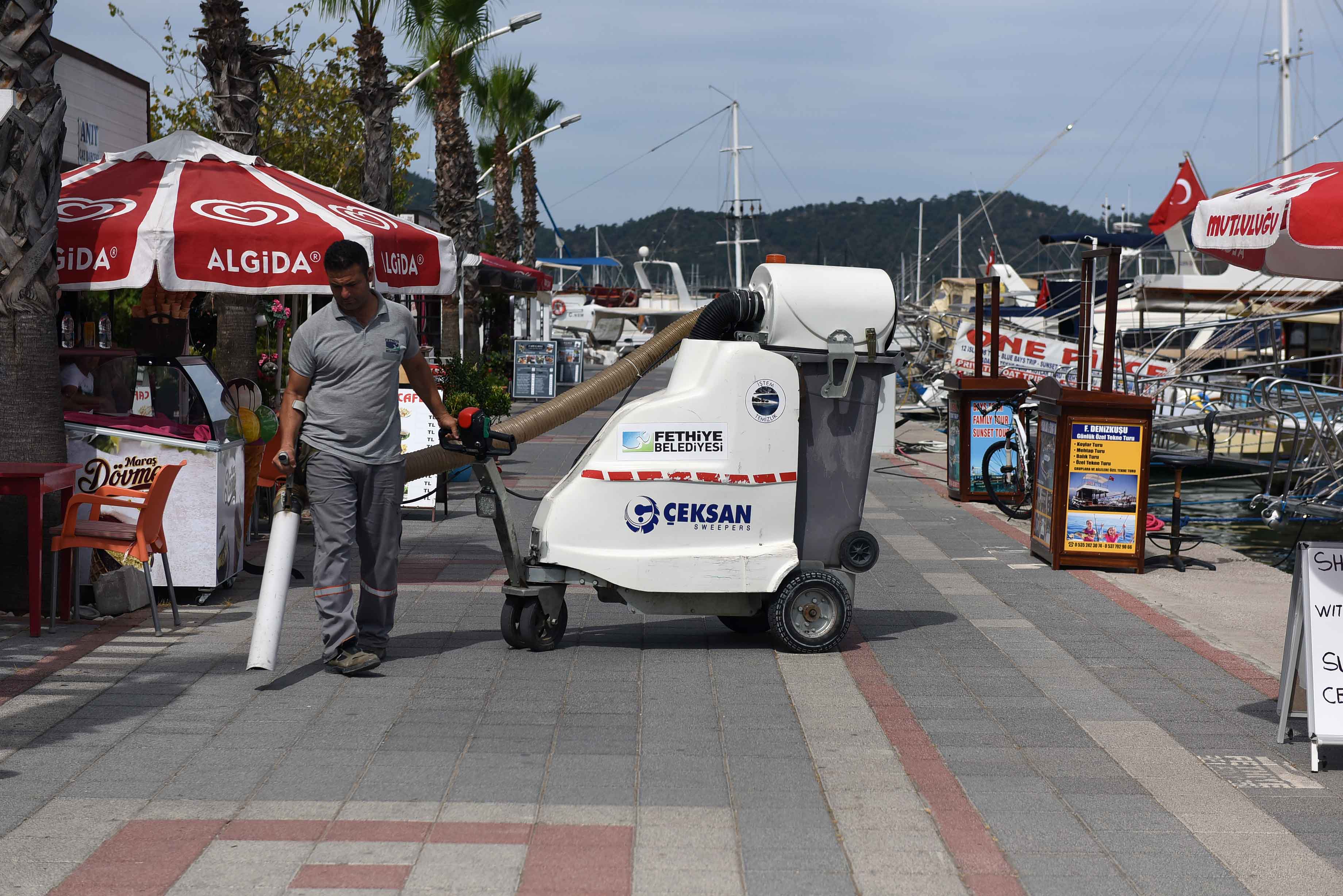 Fethiye Belediyesi Yaz Aylarında 400 Ton Çöp Topladı5