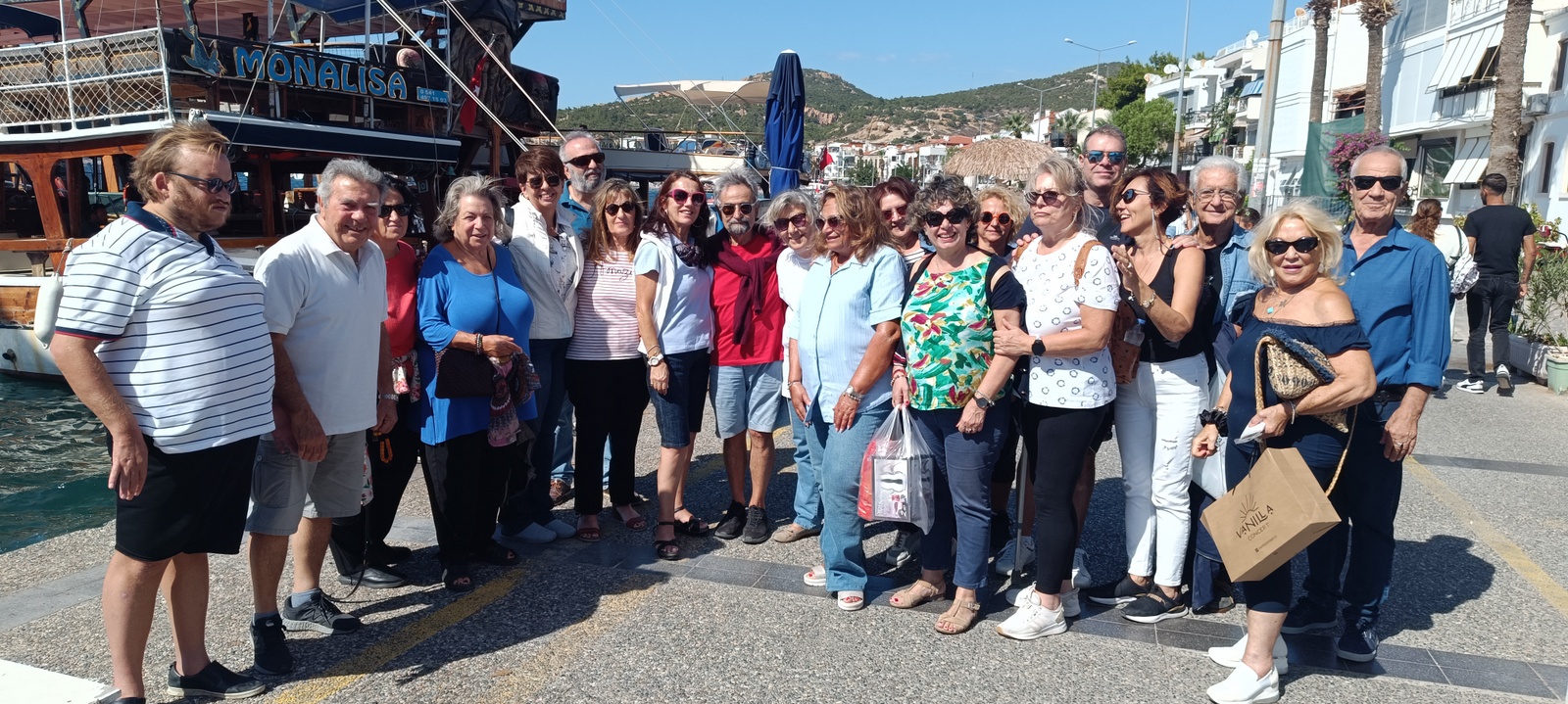 Foça’da Briç Turnuvası Türkler Ve Yunanlar Dostluk Için Bir Araya Geldi (3)