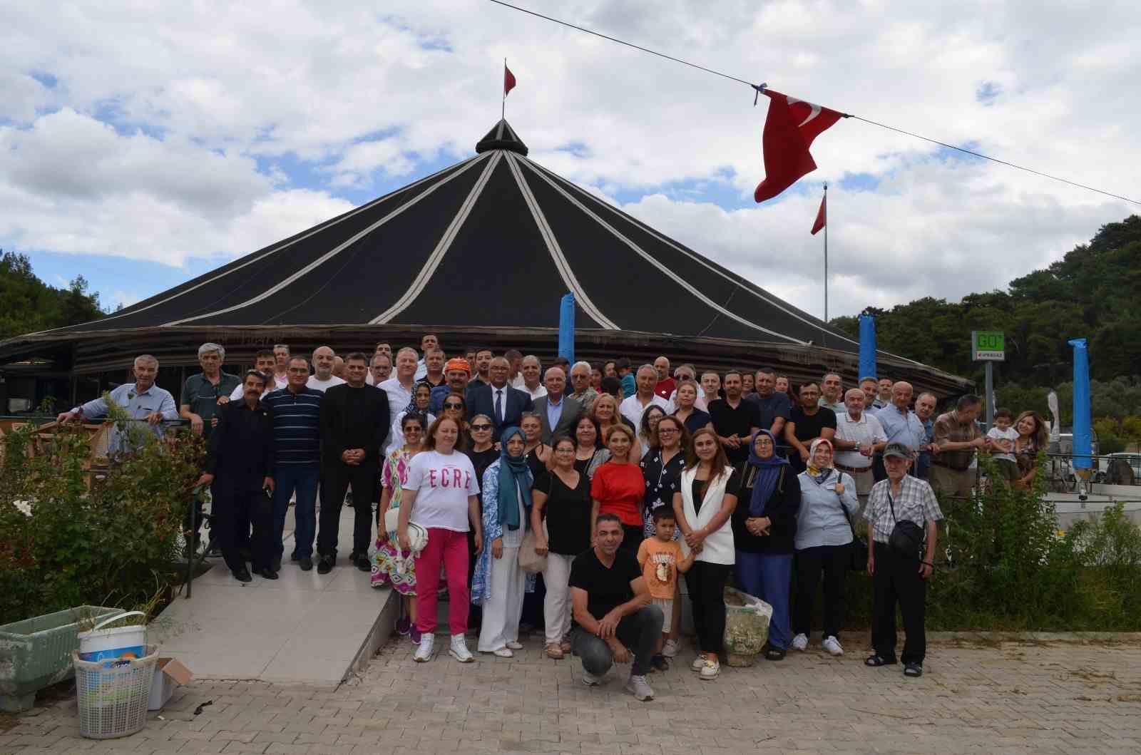 İzmir’deki Aydınlılar, Yörük Kültürünü Yaşattı