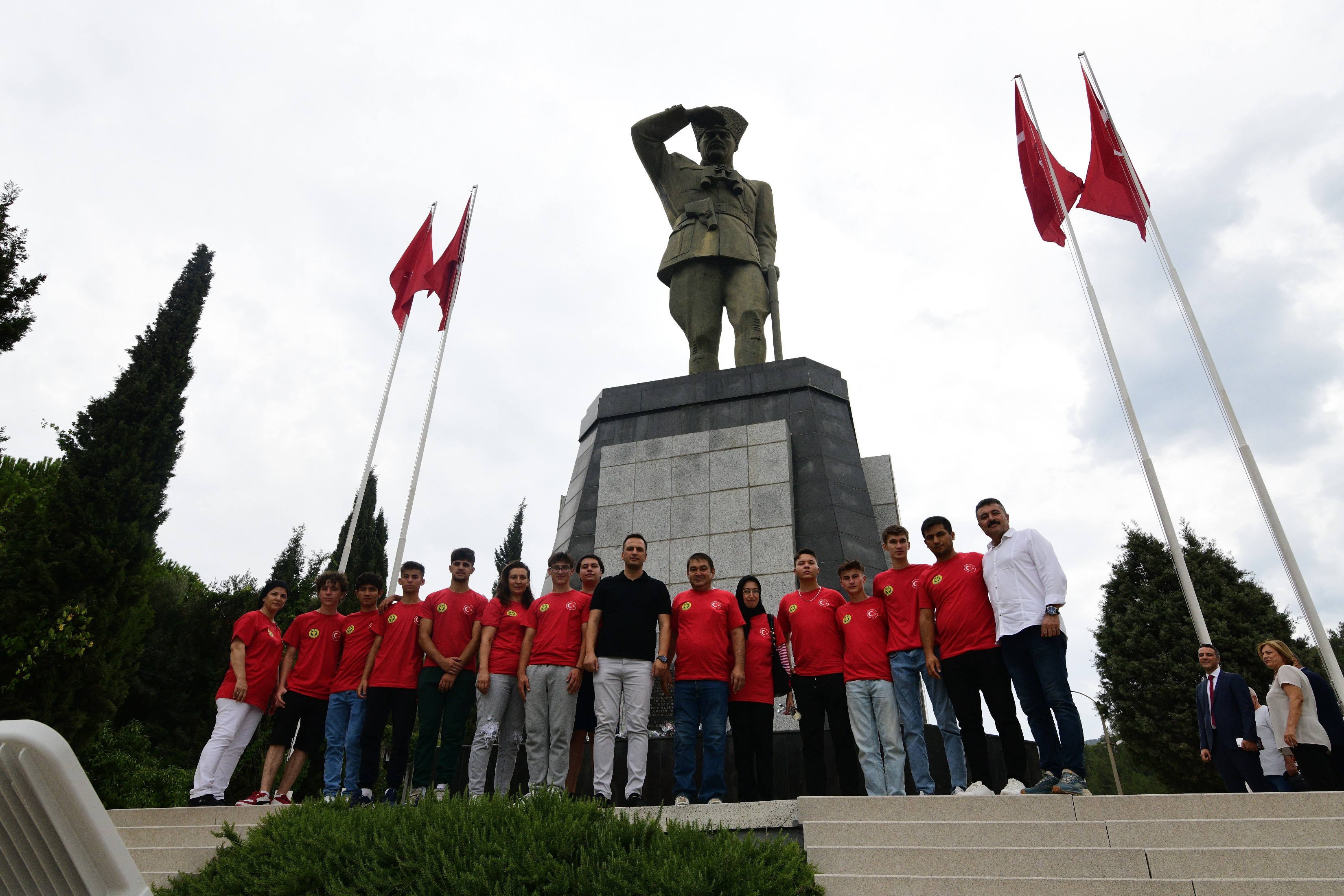 İzmir’in Kurtuluşunun Simgesi Belkahve’de Anlamlı Buluşma0