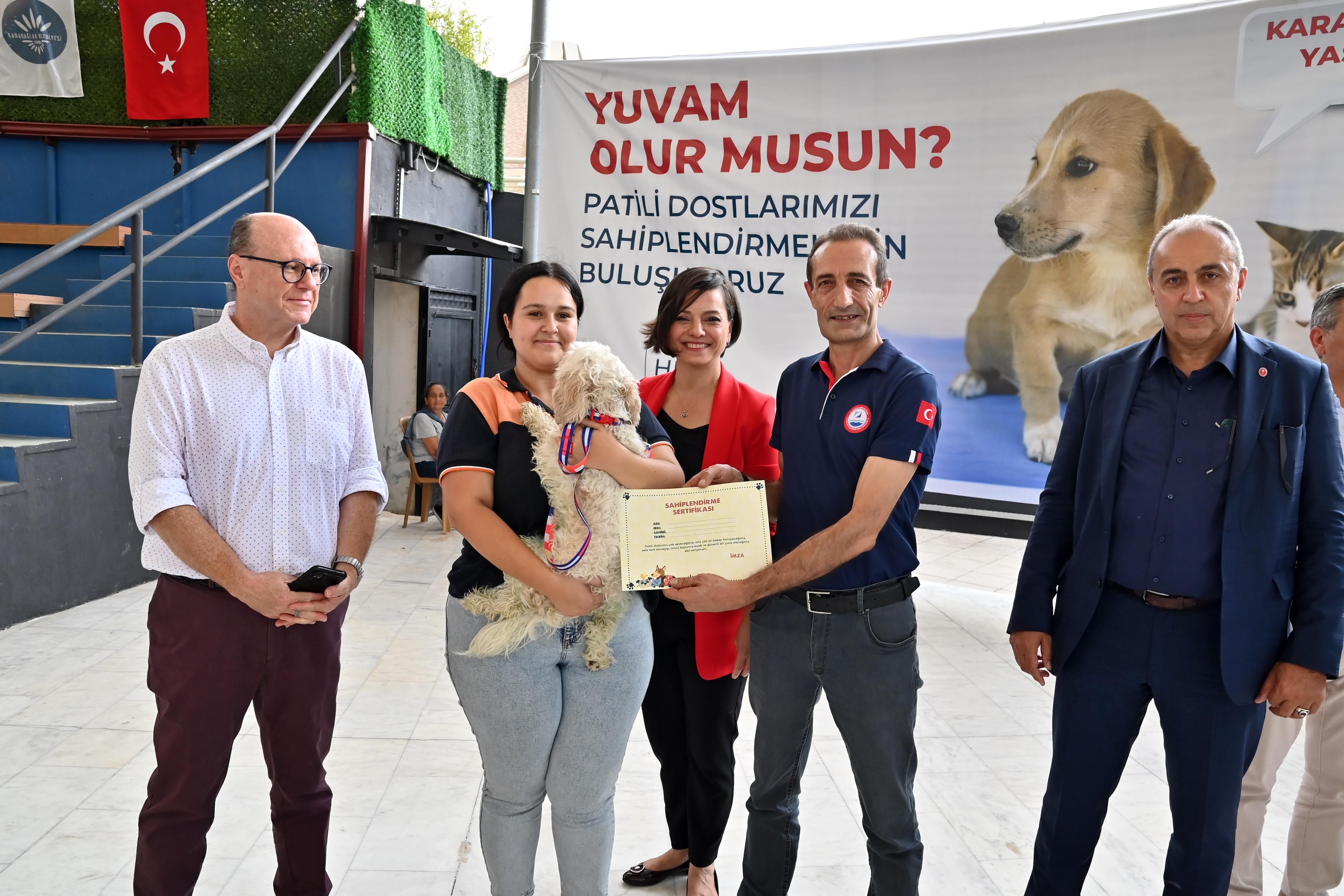 Karabağlar Belediyesi Can Dostlarını Sahiplendirdi (1)