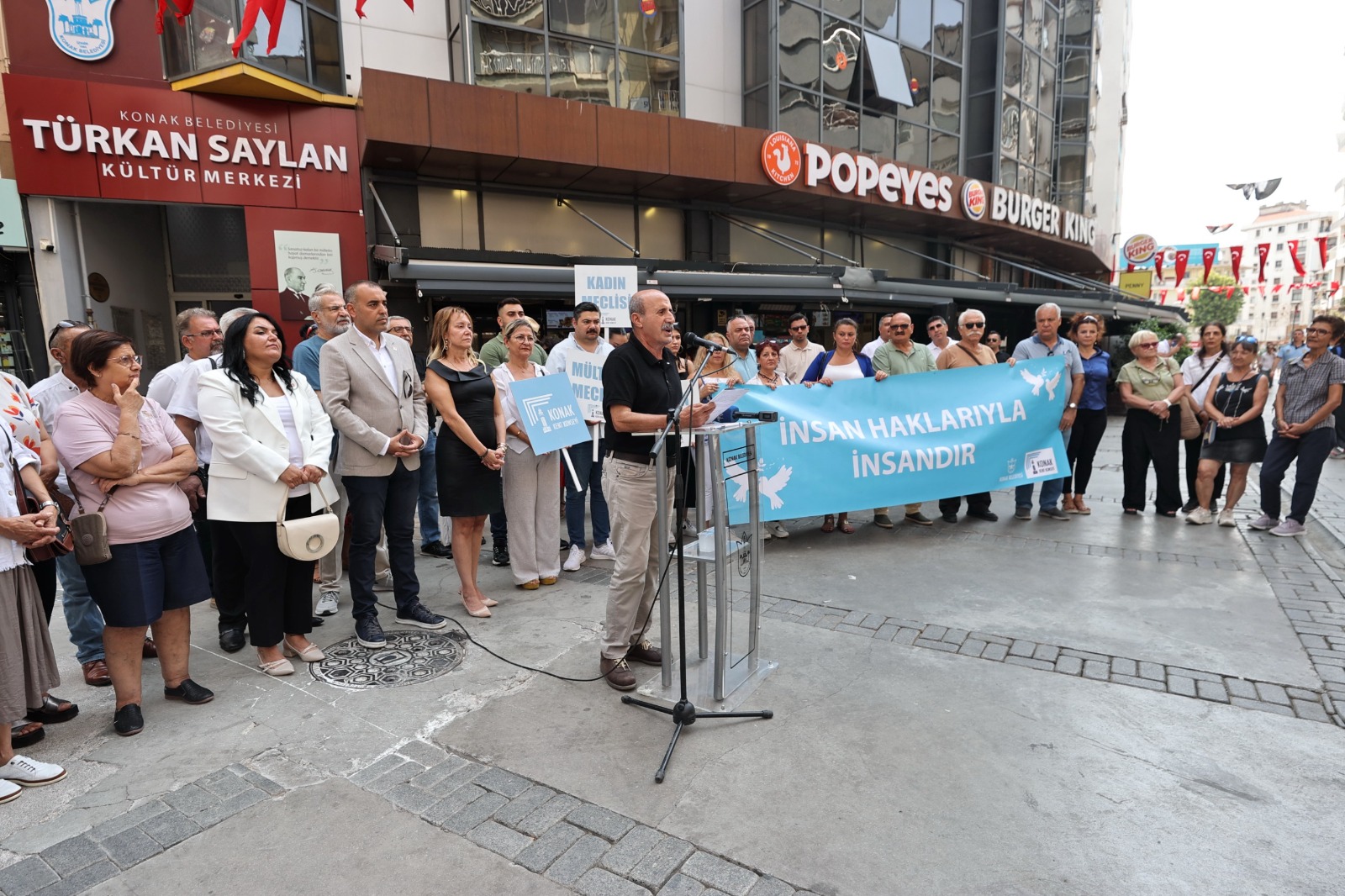 Konak Belediyesi’nden Dünya Barış Günü Mesajı “Amasız, Fakatsız Barış!”0