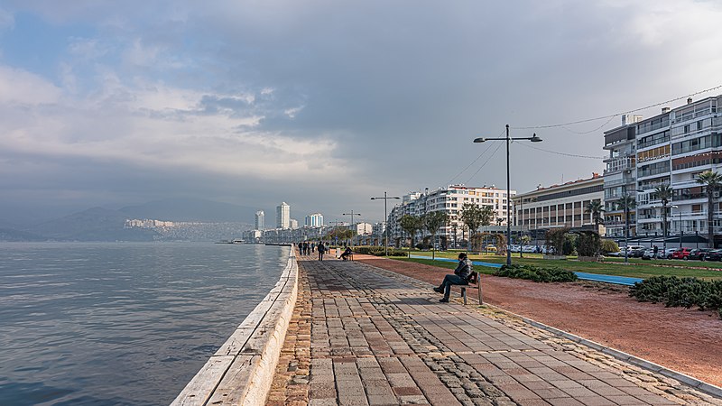 Kordon’da Yürüyüş Yapın