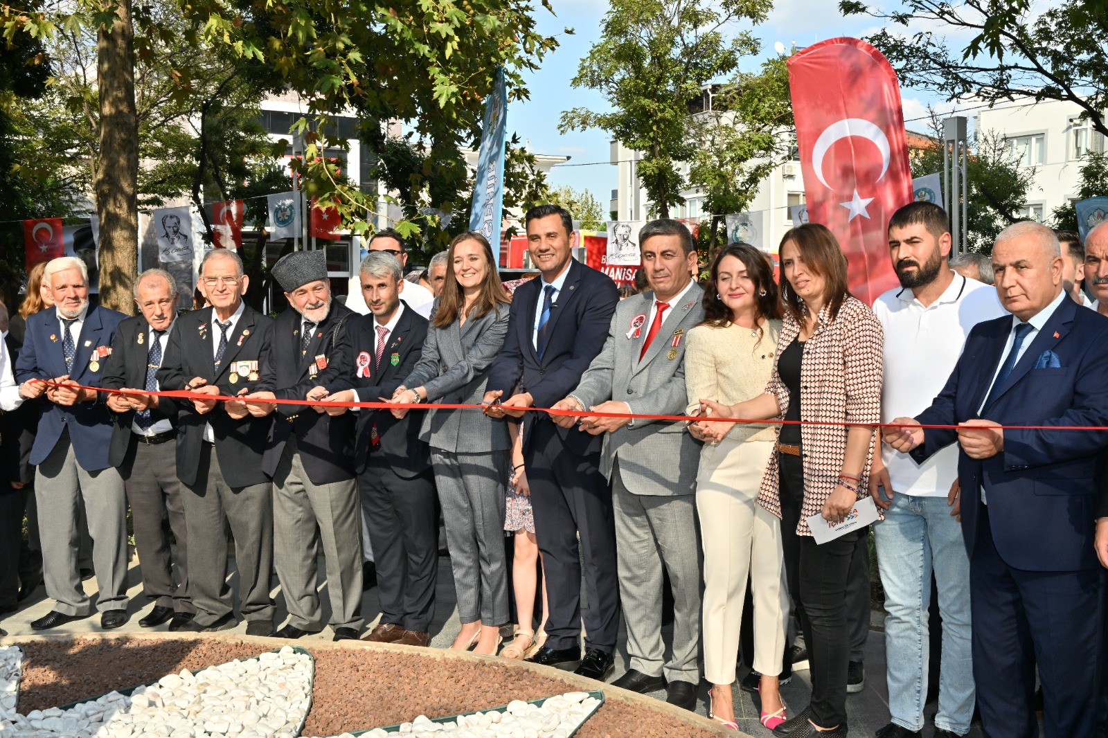 Manisa’da Kıbrıs Barış Harekatı’nın 50. Yılı Parkla Anıldı