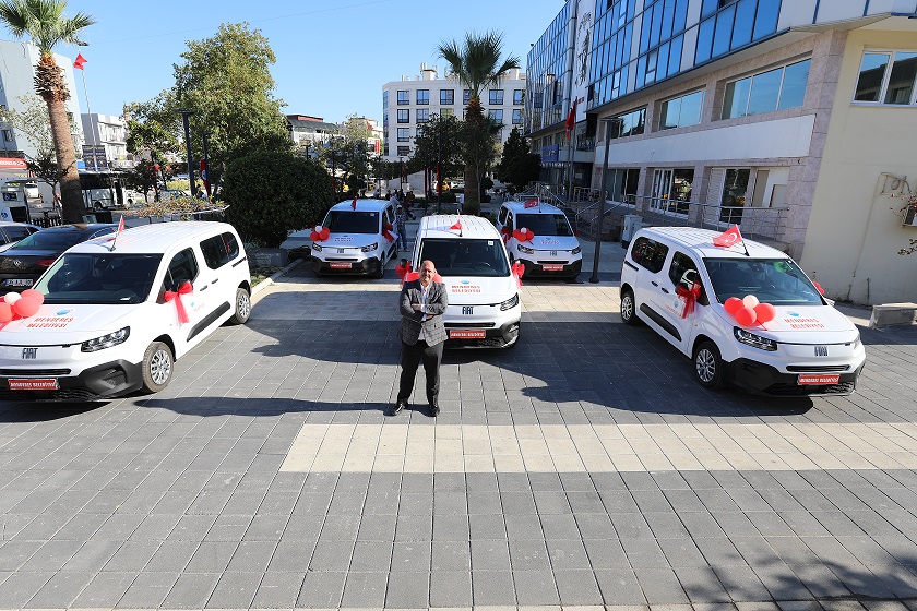 Menderes Belediyesi Araç Kiralama Dönemini Sonlandırdı0