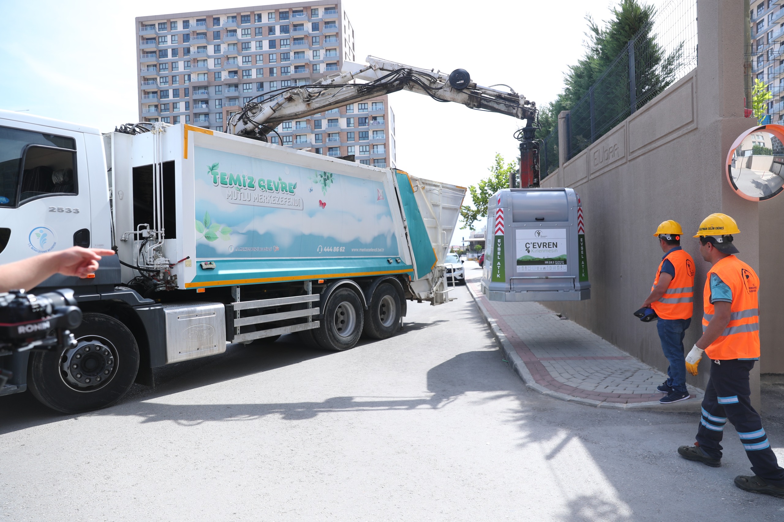 Merkezefendi’de Atık Toplama Konteynerleri Yerleştirildi