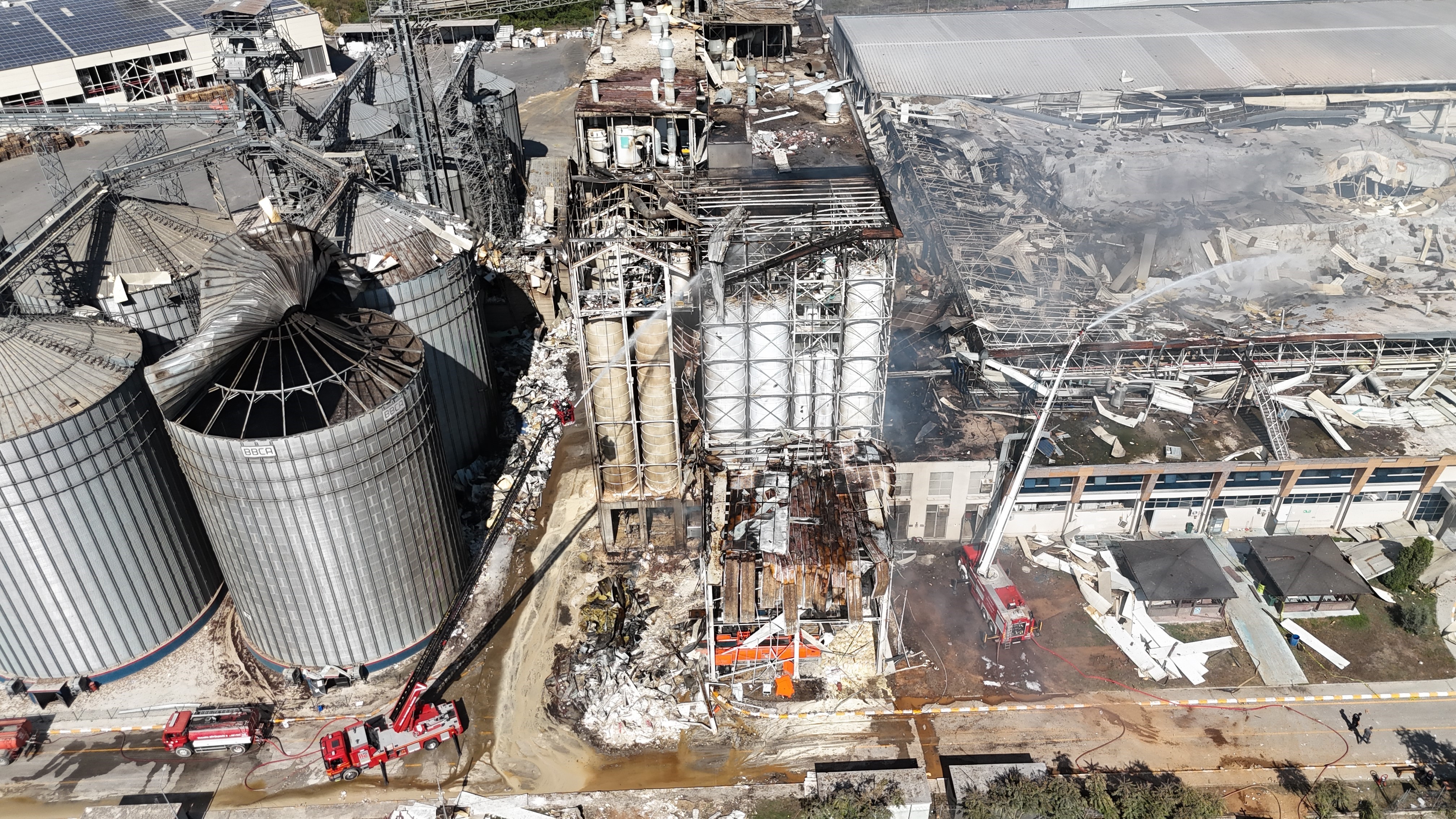 Oba Makarna Fabrikasındaki Patlamada 1 Ölü, 30 Yaralı (3)