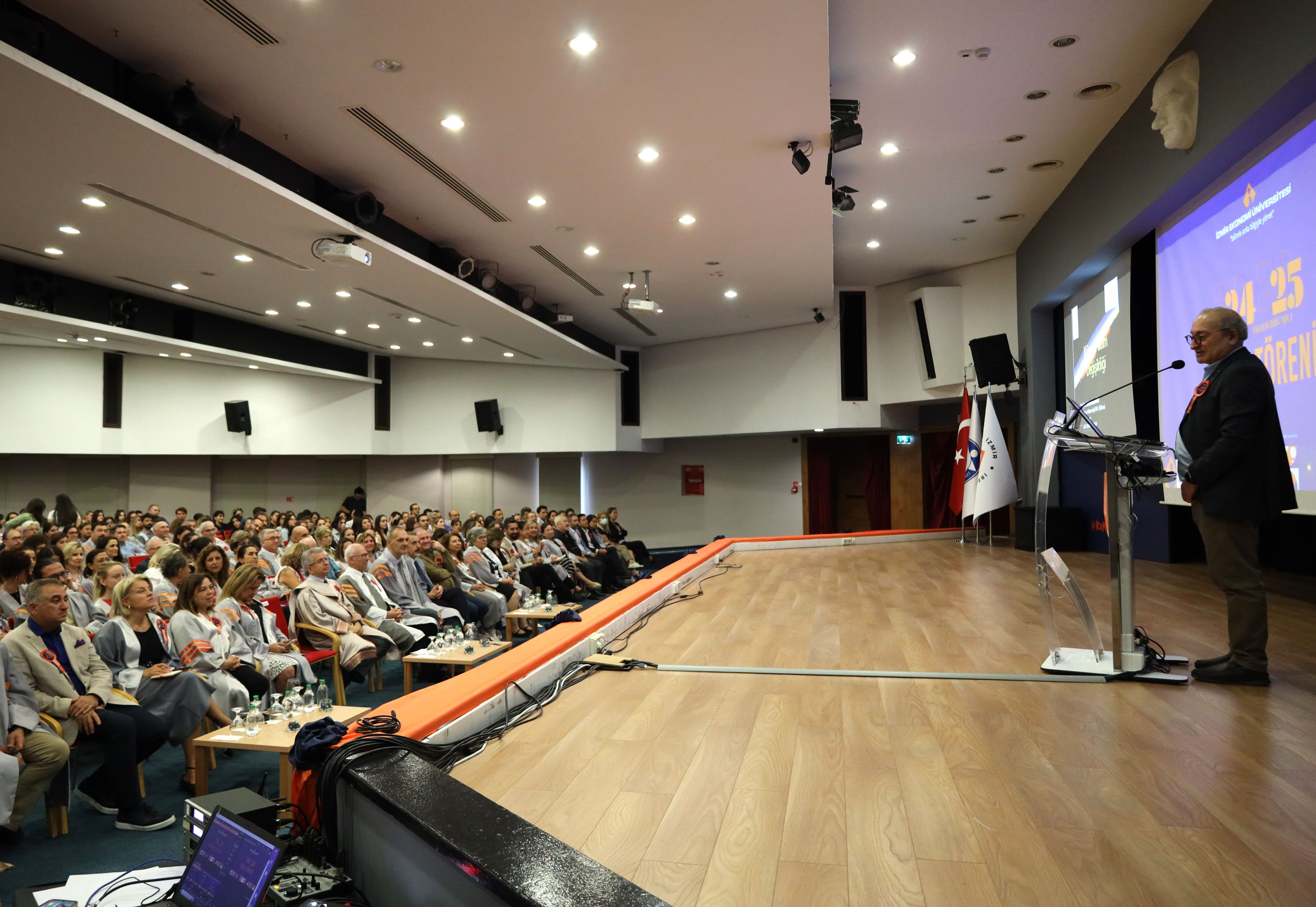Prof. Dr. Mikdat Kadıoğlu, Ülkemizi Etkisi Altına Alan Sıcak Hava Dalgası Ve İzmir’de Alınması Gereken Önlemlerle Ilgili Önemli Mesajlar Verdi. 1