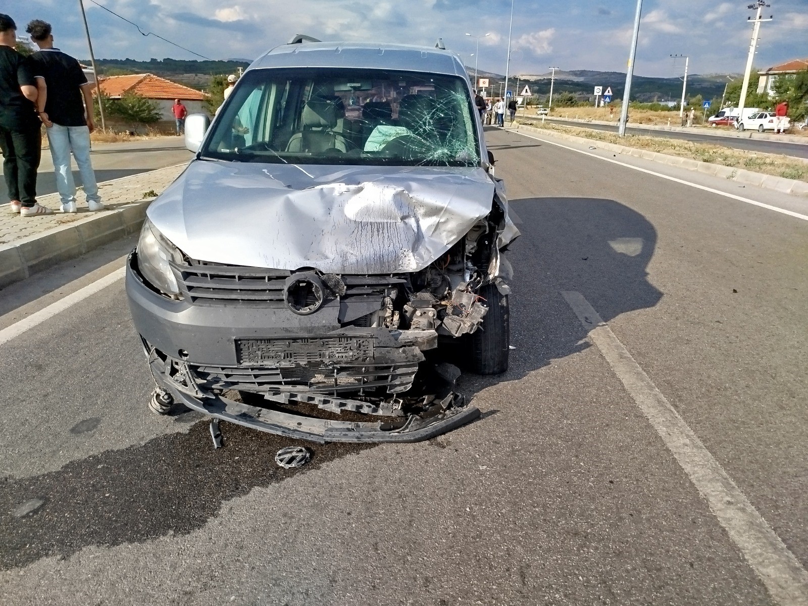 Uşak Denizli Karayolunda Kaza! 1 Kişi Hayatını Kaybetti1