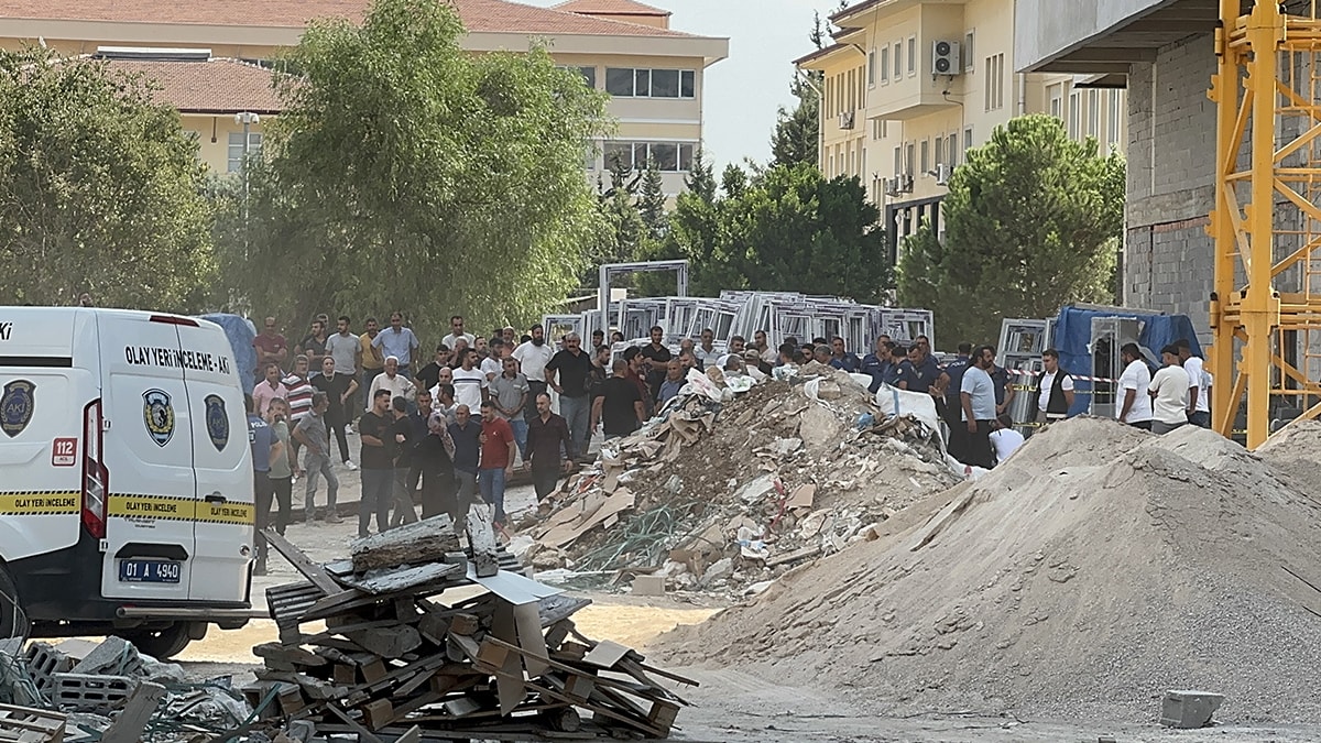 Vinç Faciası Iki Işçiyi Hayattan Kopardı!