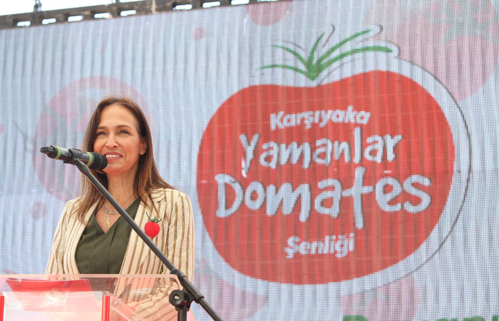 Yamanlar Domates Şenliği Karşıyaka’yı Şenlendirdi (1)