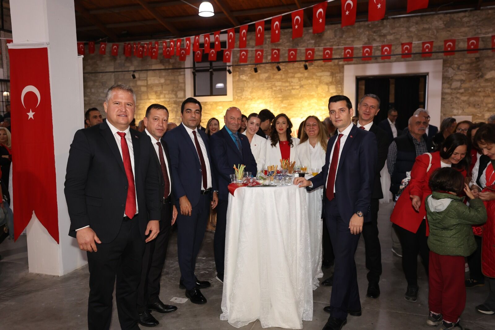 101. Yılda Cumhuriyet Coşkusu Urla'da Kutlandı (5)