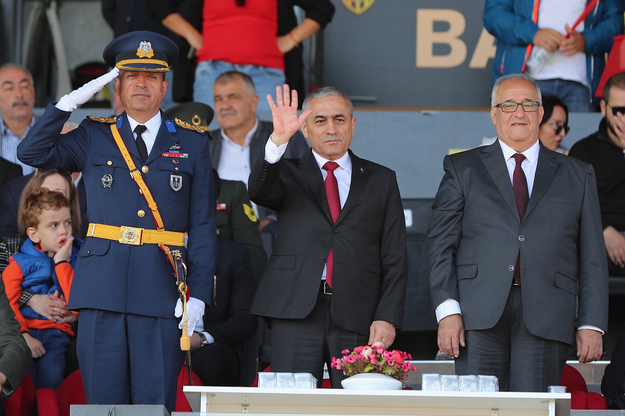 4 Aliağa Cumhuriyetin 101. Yılında Atatürk Stadında Buluştu