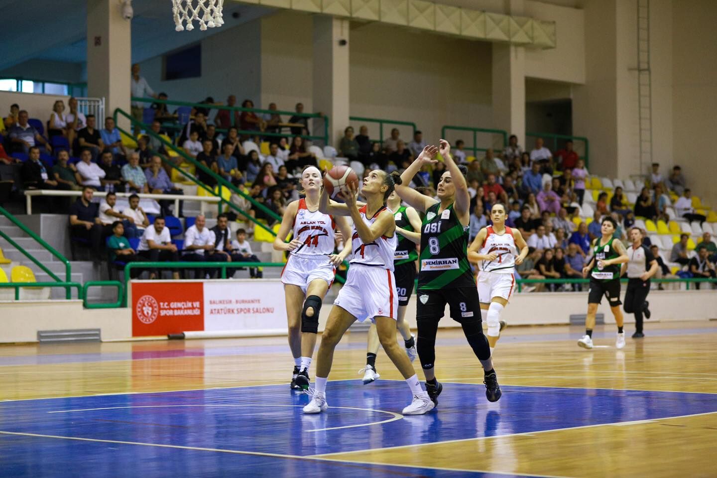 Aslan Yol Burhaniye Belediyespor, Edirne Dsi̇’yi Farklı Geçti1