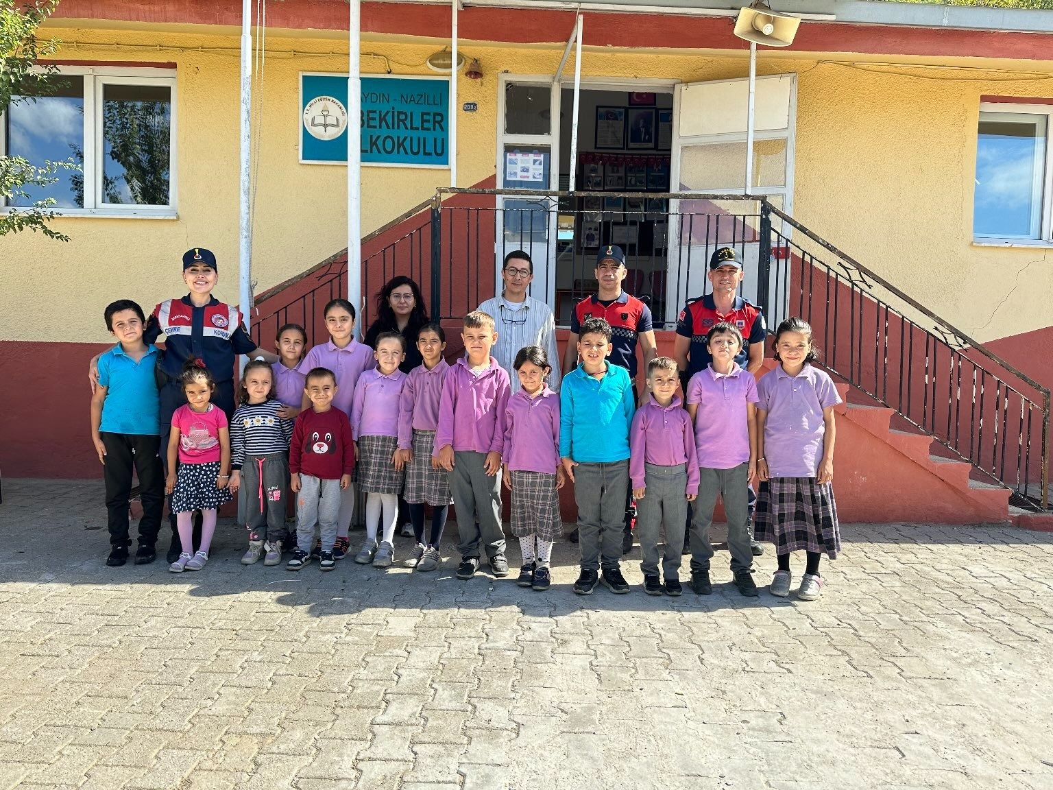 Aydın İl Jandarma Komutanlığı'dan, Kades Ve Siber Tehditlere Karşı Gençler Bilinçlendirildi (3)