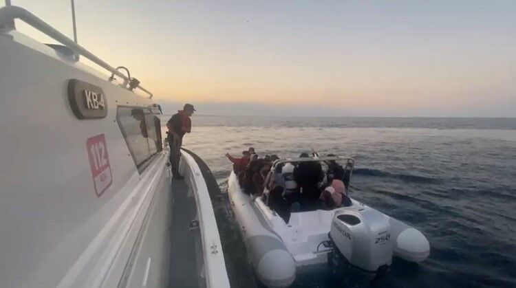 Aydın’da Iki Farklı Yerlerde 40 Düzensiz Göçmen Yakalandı 1