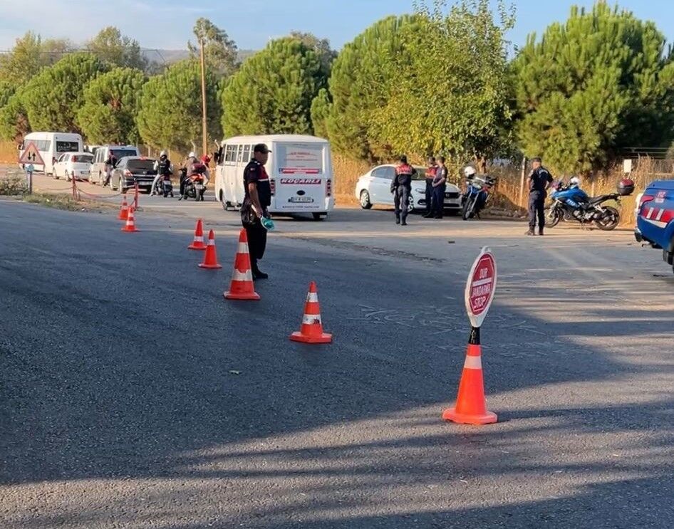 Aydın’da ‘Sıcak Nokta’ Uygulaması Ile Öğrenci Güvenliği Artırıldı (4)