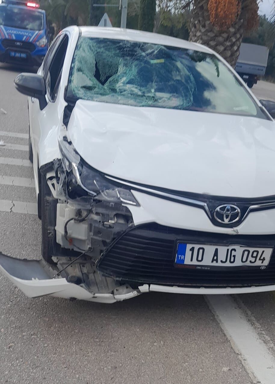 Balıkesir'de 80 Yaşındaki Sürücü Hayatını Kaybetti1