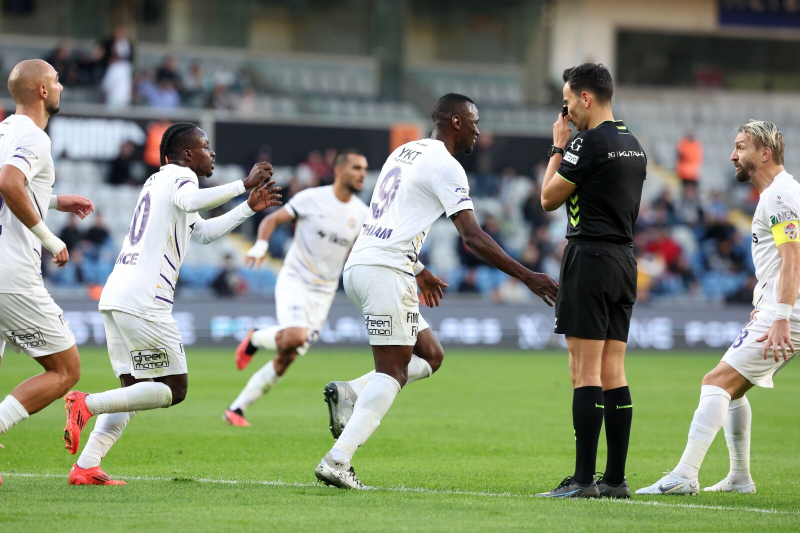 Başakşehir Ve Eyüpspor Beraberlikte Anlaştı 1 1 (1)-2
