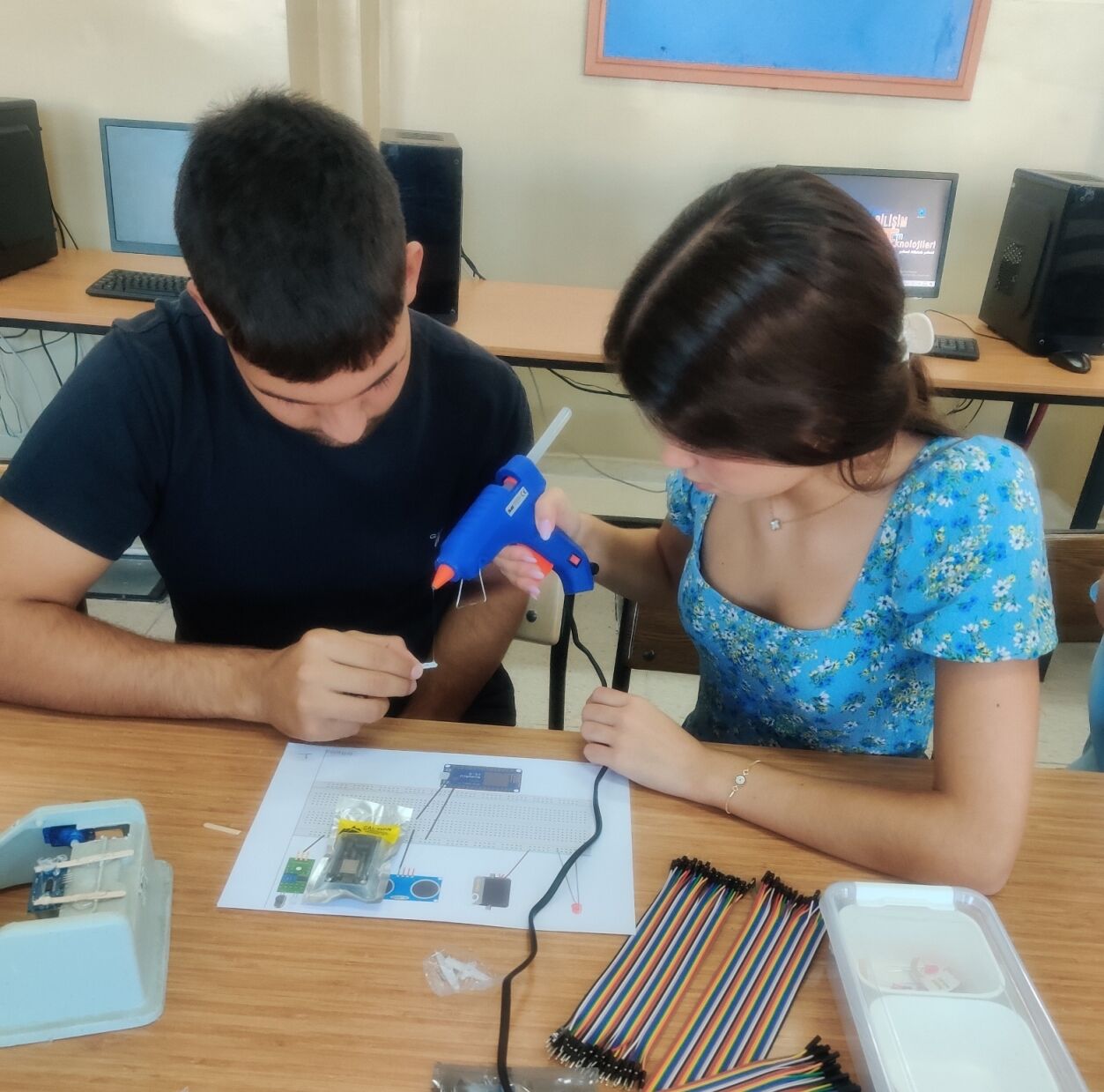 Bayraklı Nuri Atik Lisesi, Erasmus+ Projesini Başarıyla Tamamladı (15)