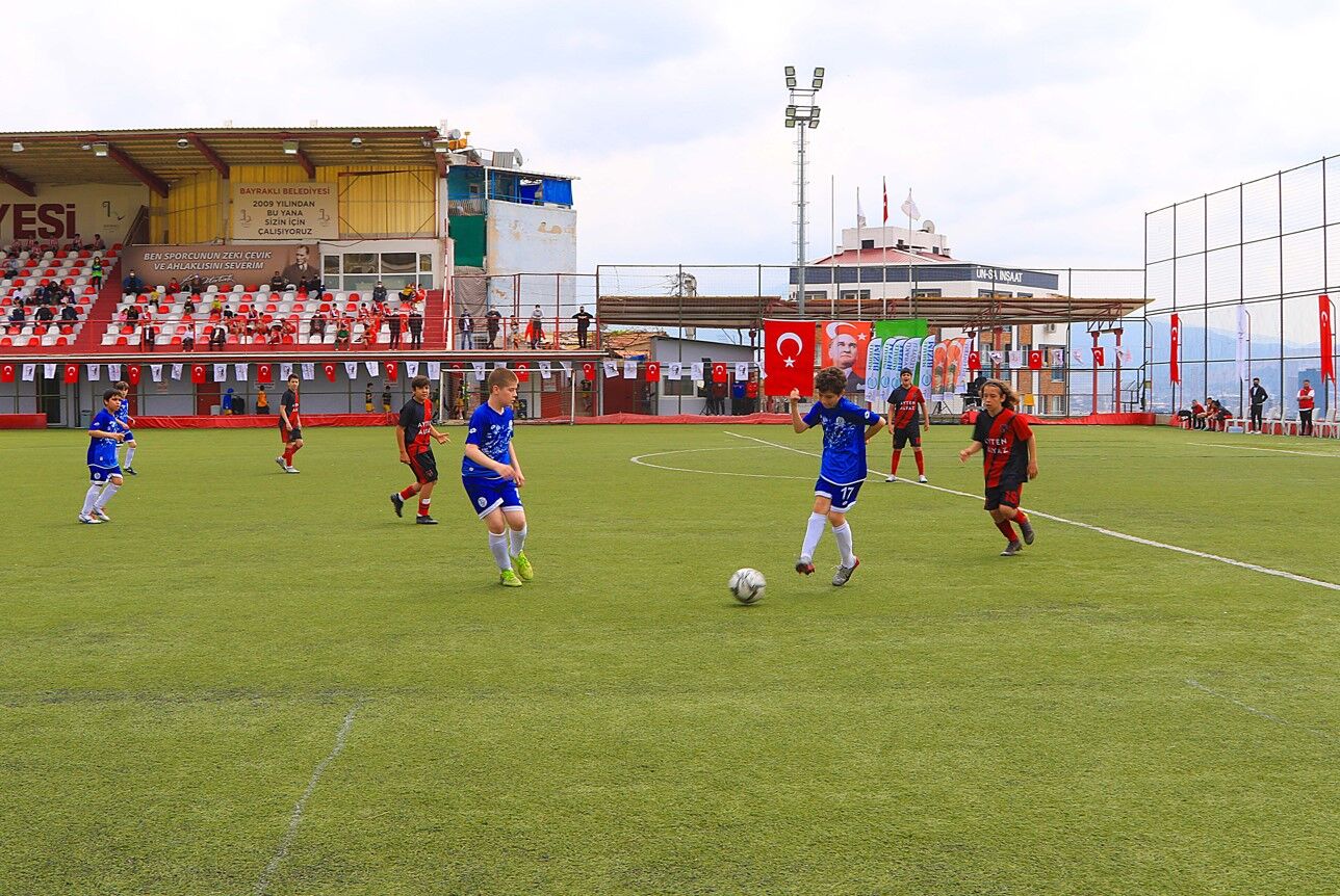 Bayraklı’da Her Yaştan Spor Tutkununa Enerjik Bir Kış01