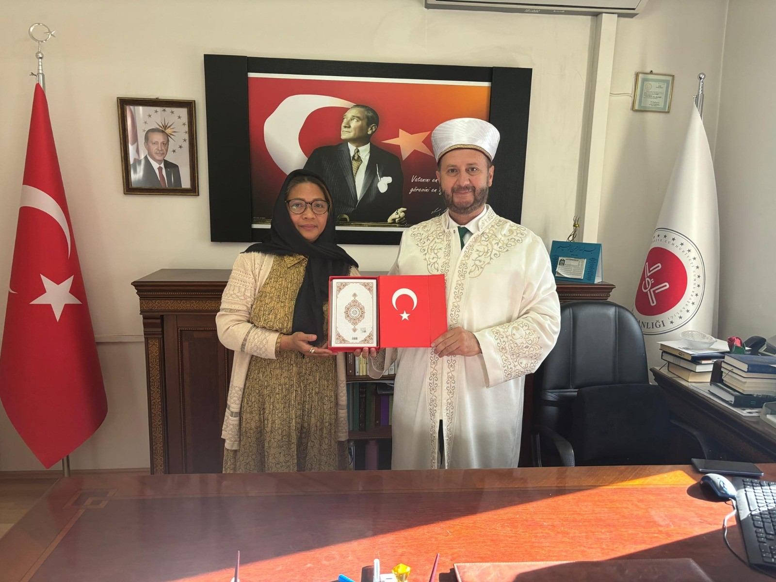 Bethzaıda Mojar Kondo, Denizli’de Müslüman Oldu (1)