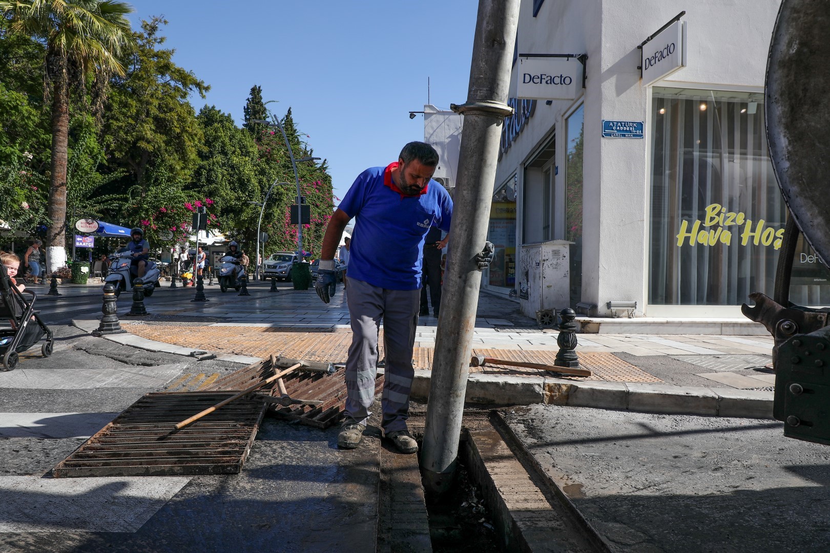 Bodrum Belediyesi'nden Yağmur Suyu Hatları Temizliği (4)