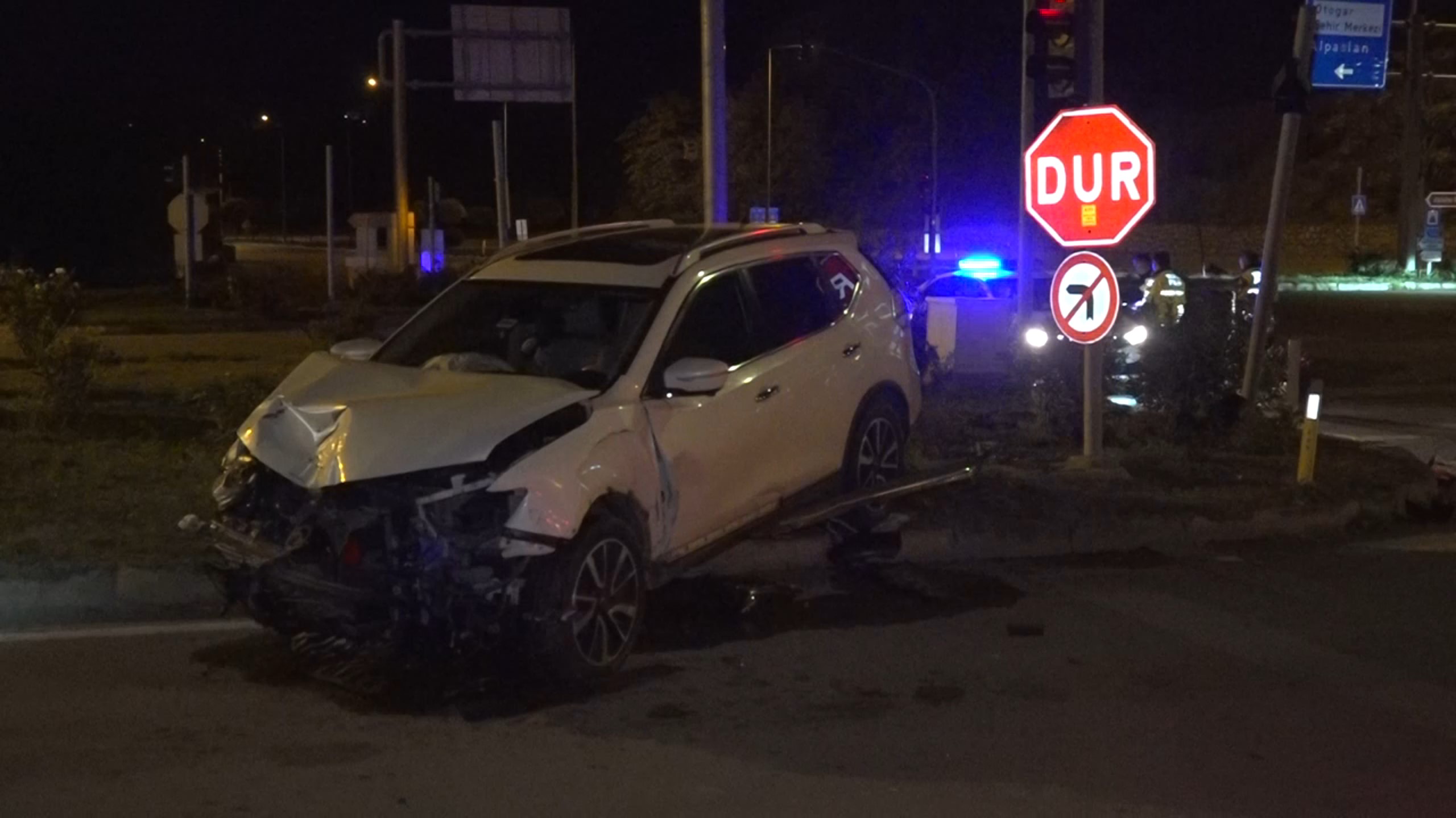 Bolu’da Yağışlar Kazaya Neden Oldu Cip Şarampole Devrildi (1)