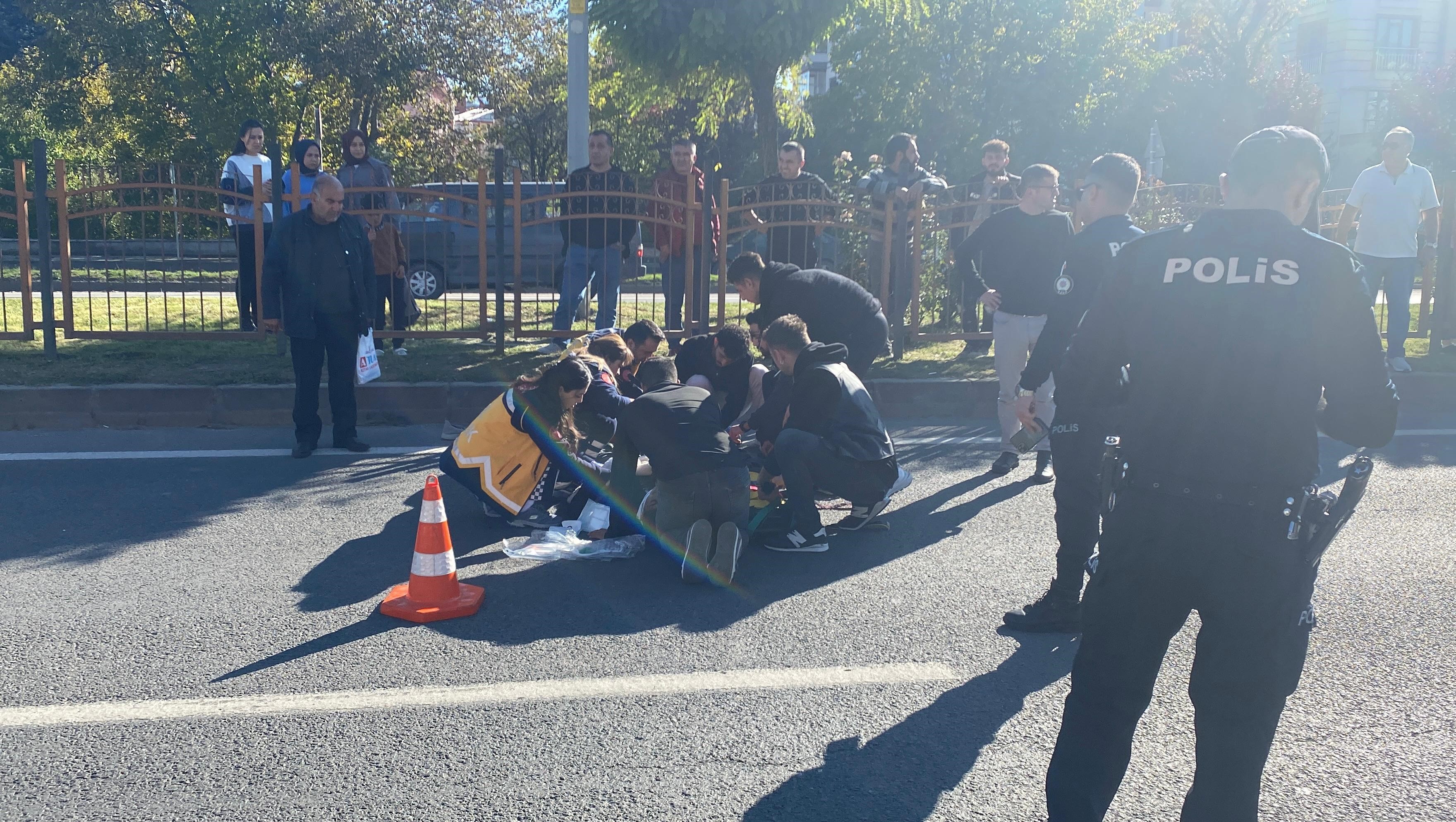 Bolu'da Yola Atlayan 14 Yaşındaki Çocuk Ağır Yaralandı1