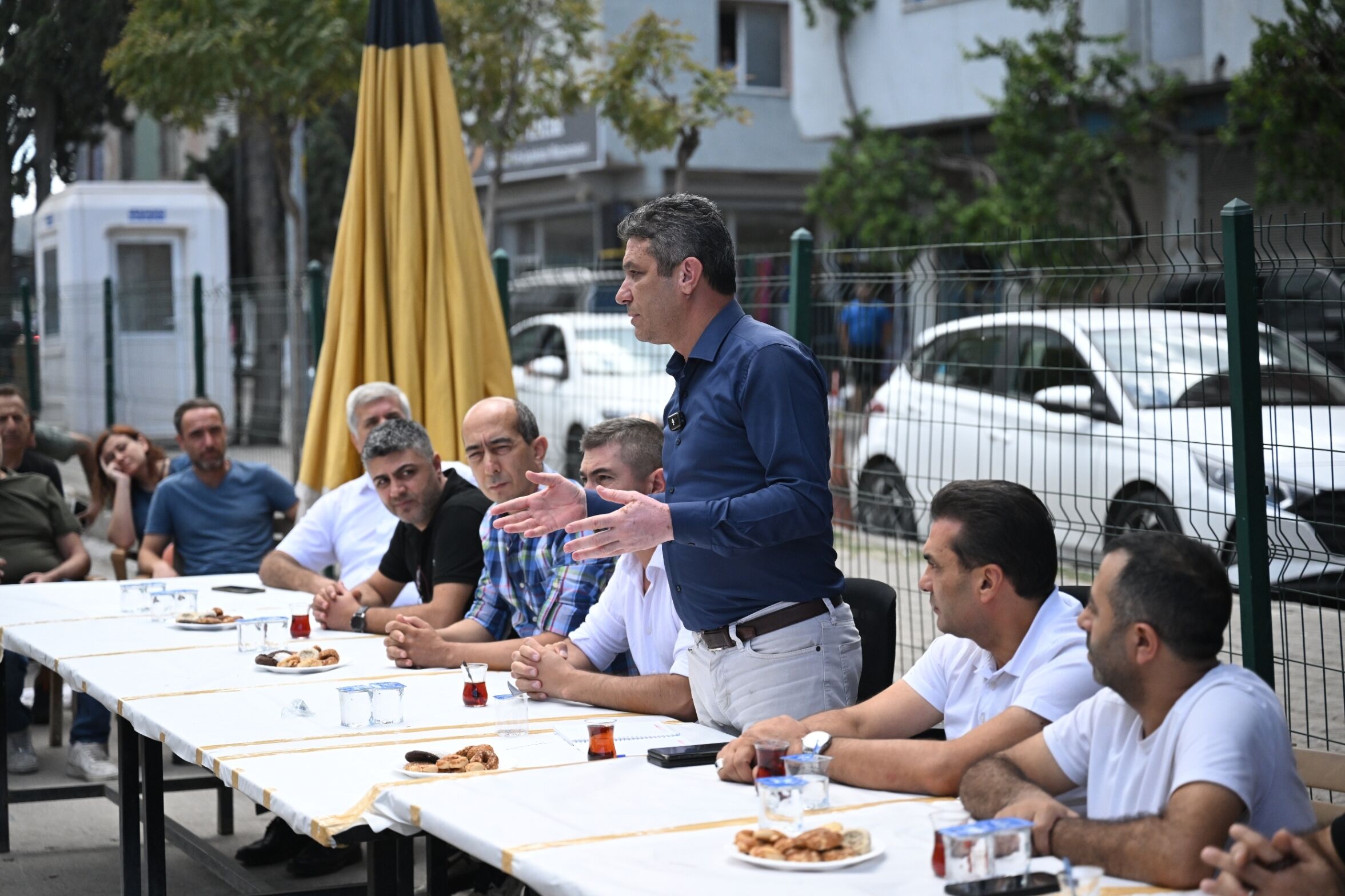 Bornova Belediyesi’nden Esnafa Destek Sorunlara Çözüm Toplantısı (4)