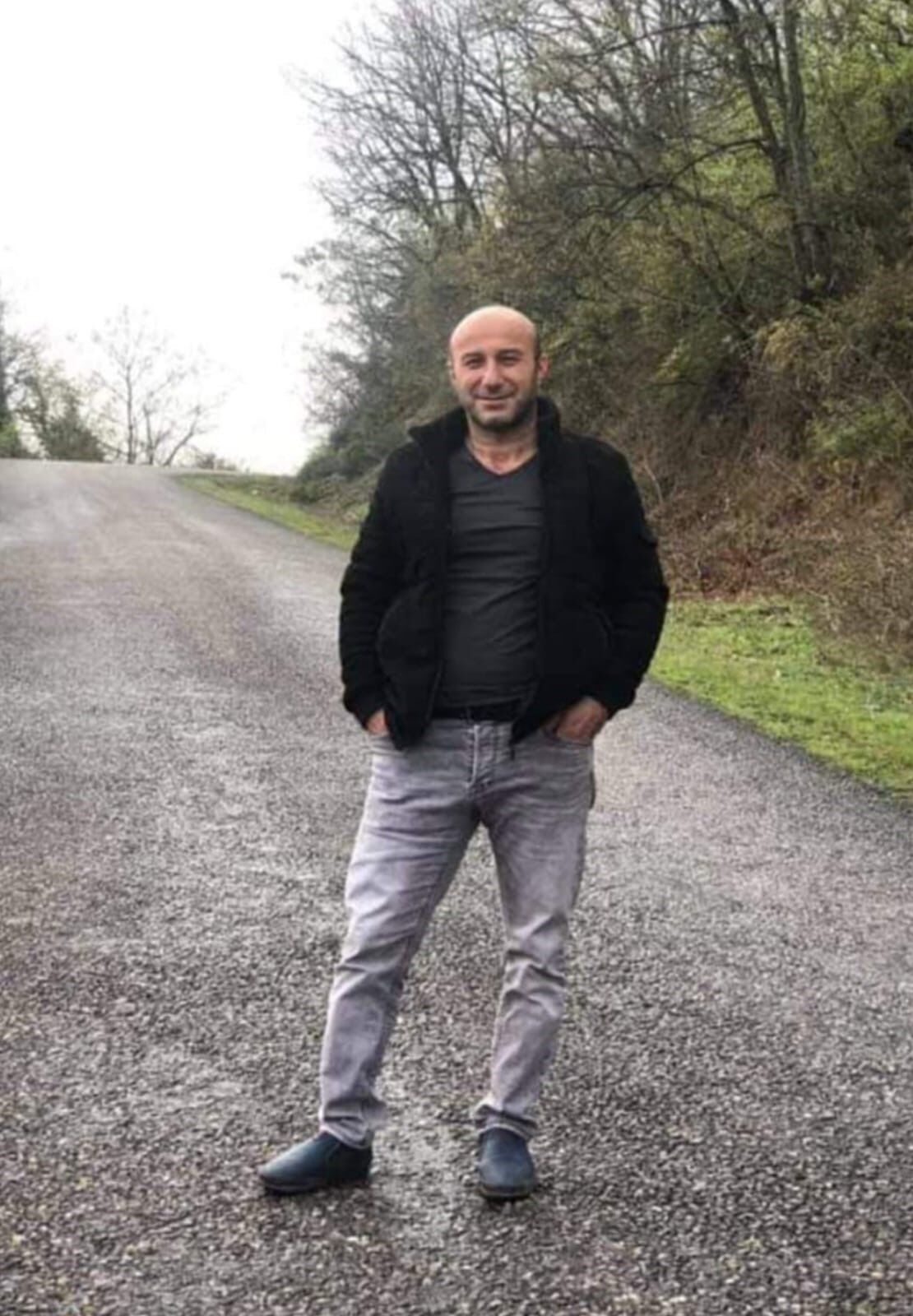Budama Yaparken Kestiği Ağaç Altında Kaldı (2)