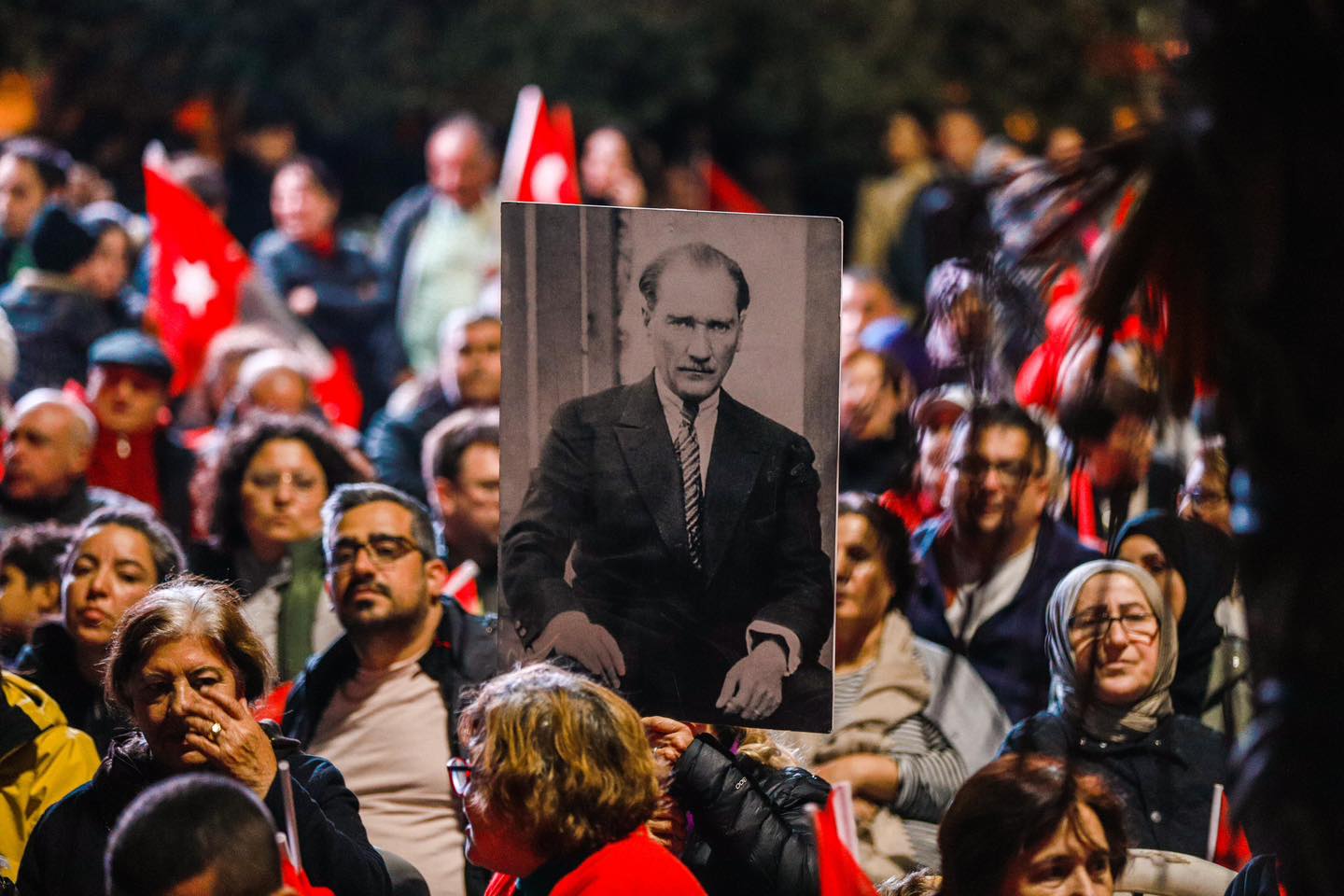 Burhaniye’de 101. Yıl Coşkusuna Türküler Eşlik Etti1