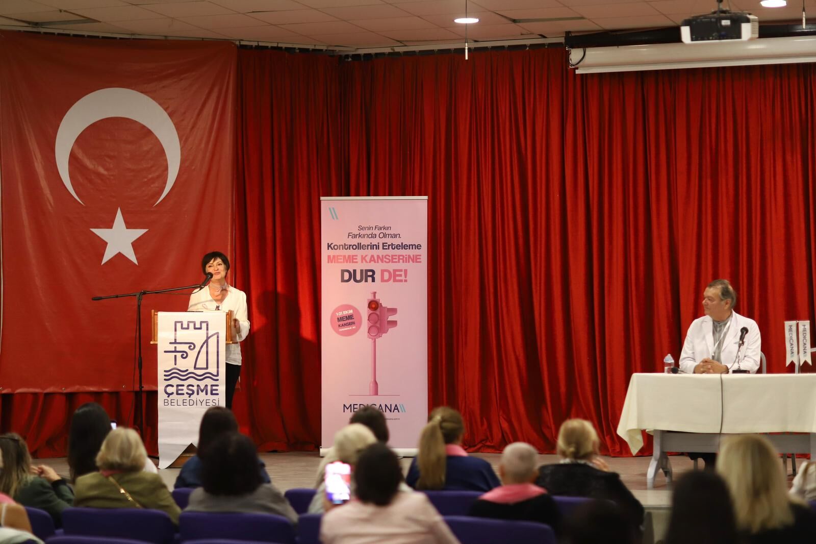 Çeşme’de Meme Kanseri Farkındalığına Dikkat Çekildi 4