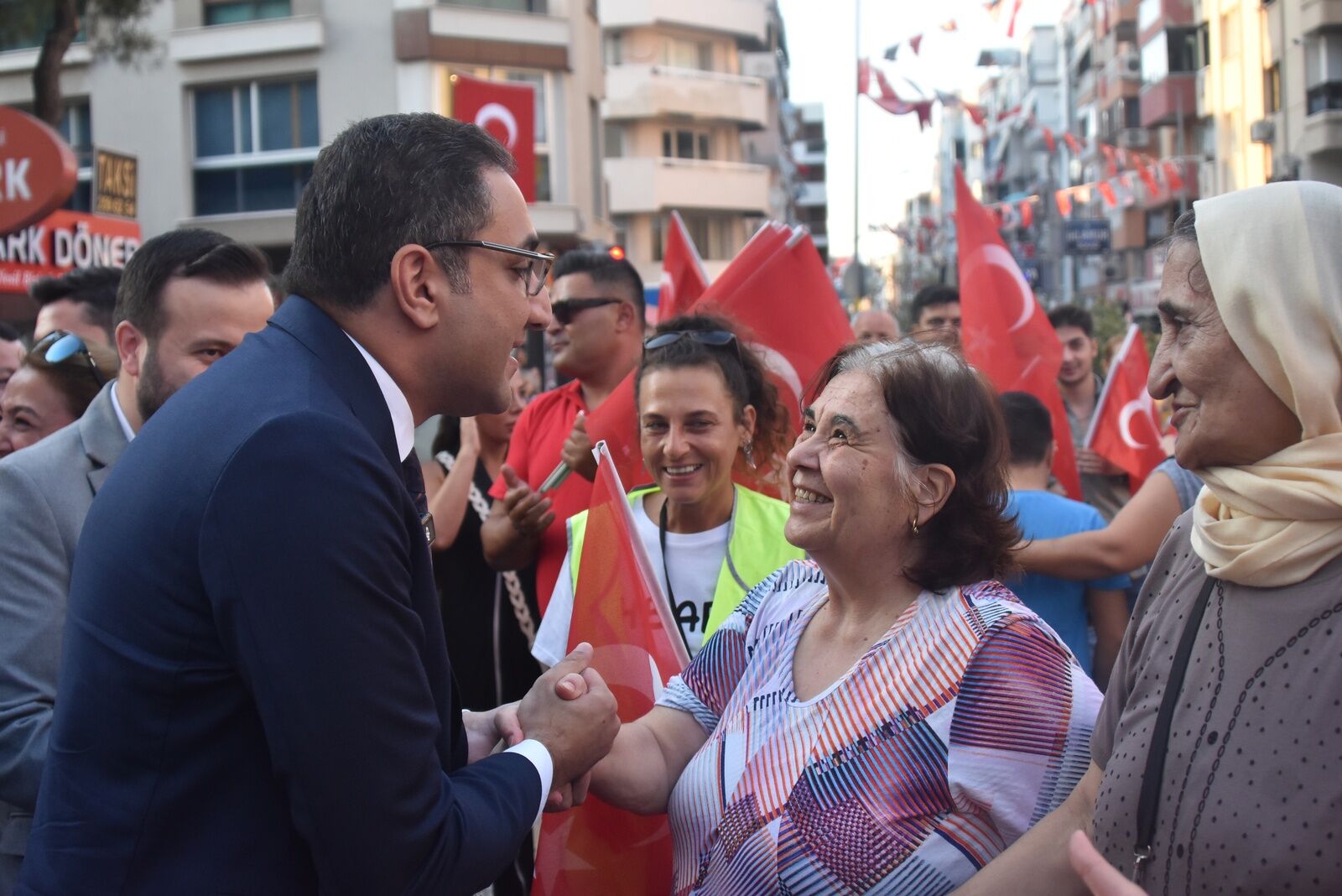 Cumhuriyet Coşkusu Balçova’da Iki Gün Boyunca Yaşanacak2