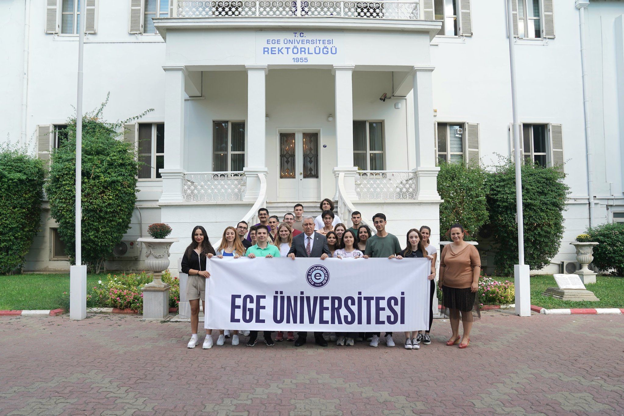 Ege Üniversitesi, Teknofest 2024 Için Takımlarını Uğurladı1
