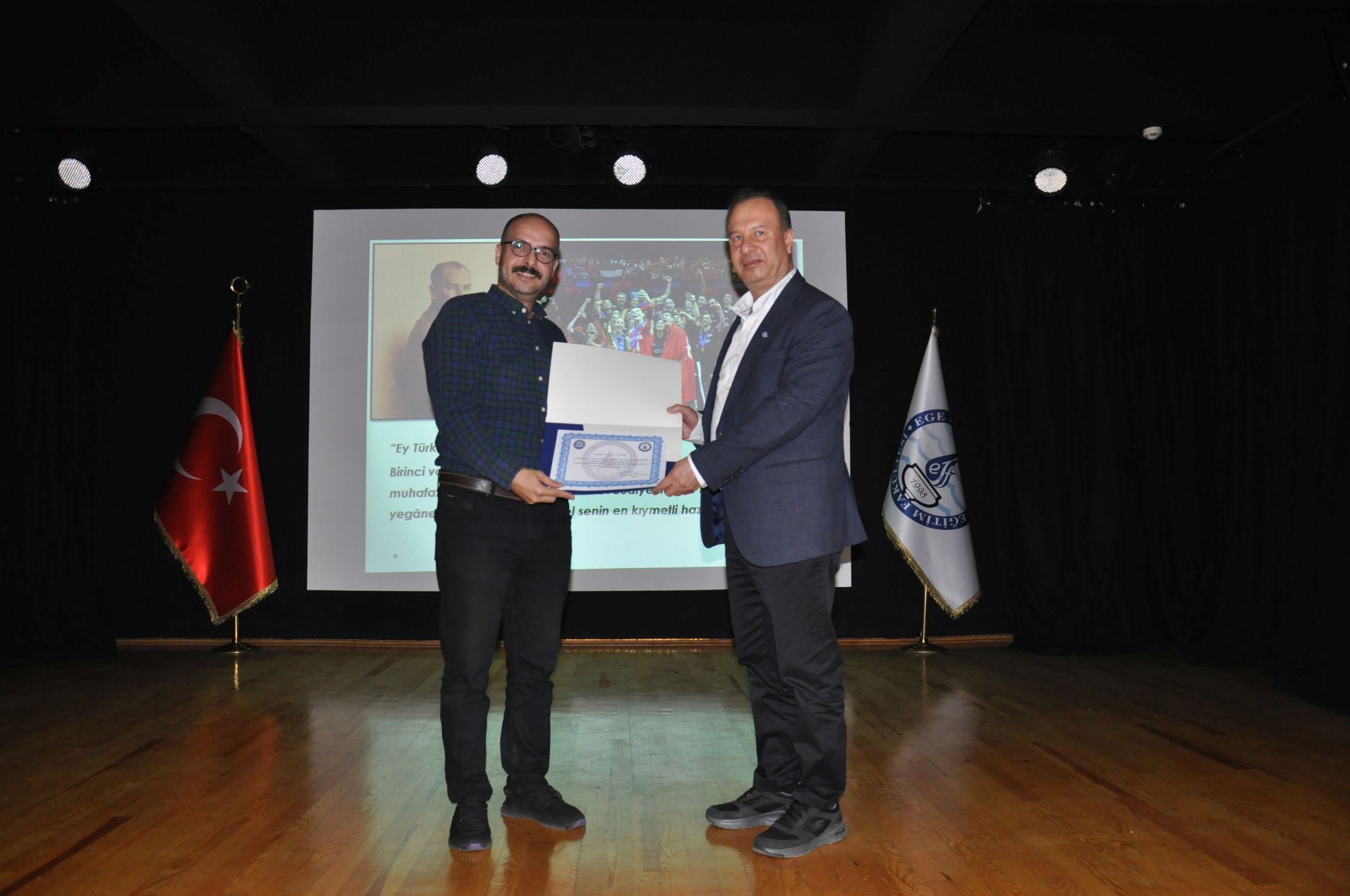 Ege Üniversitesi'nden “Atatürk Cumhuriyet Bilim” Konferansı