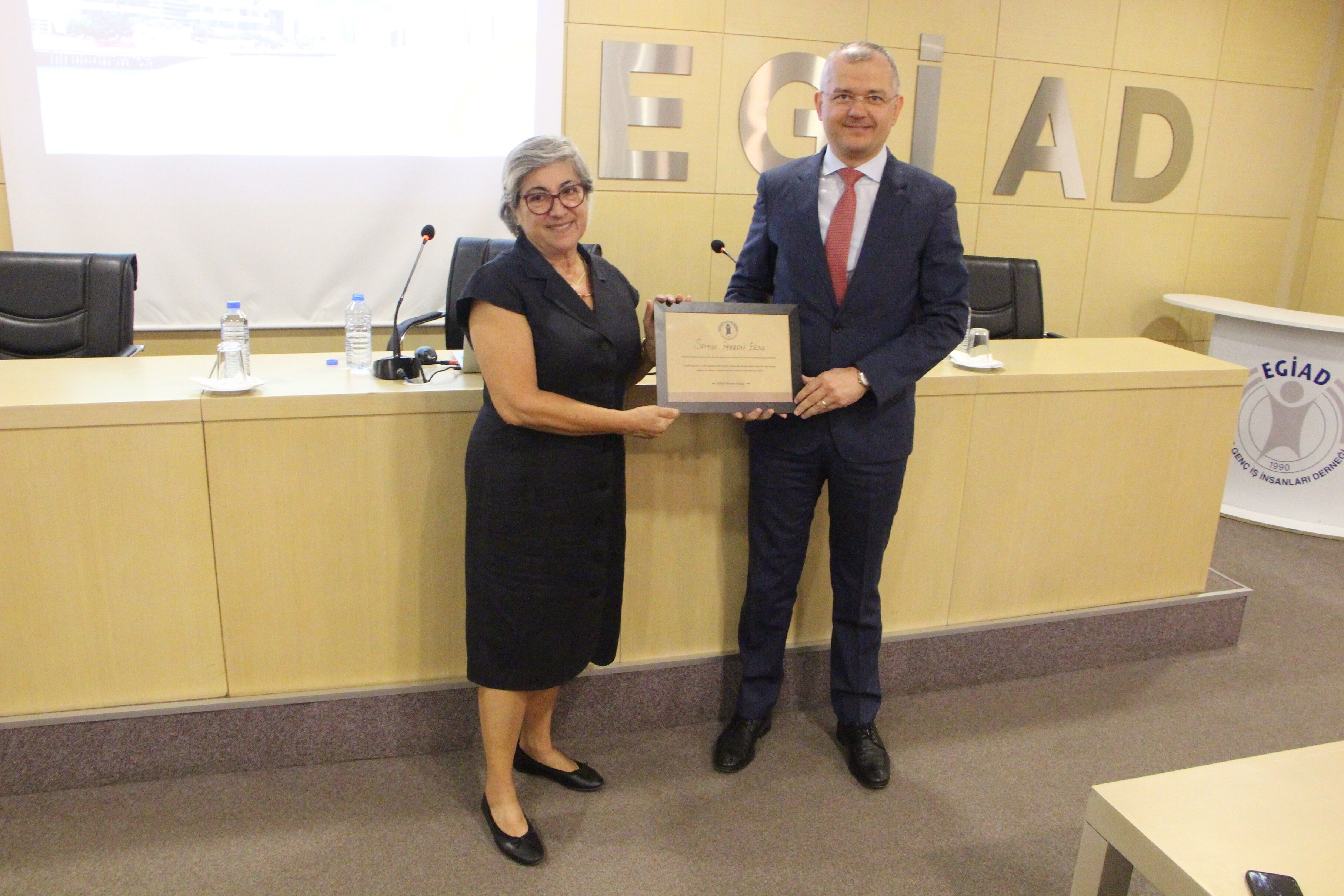 Egi̇ad Hong Kong'un Ticaret Olanaklarına Dikkat Çekti0