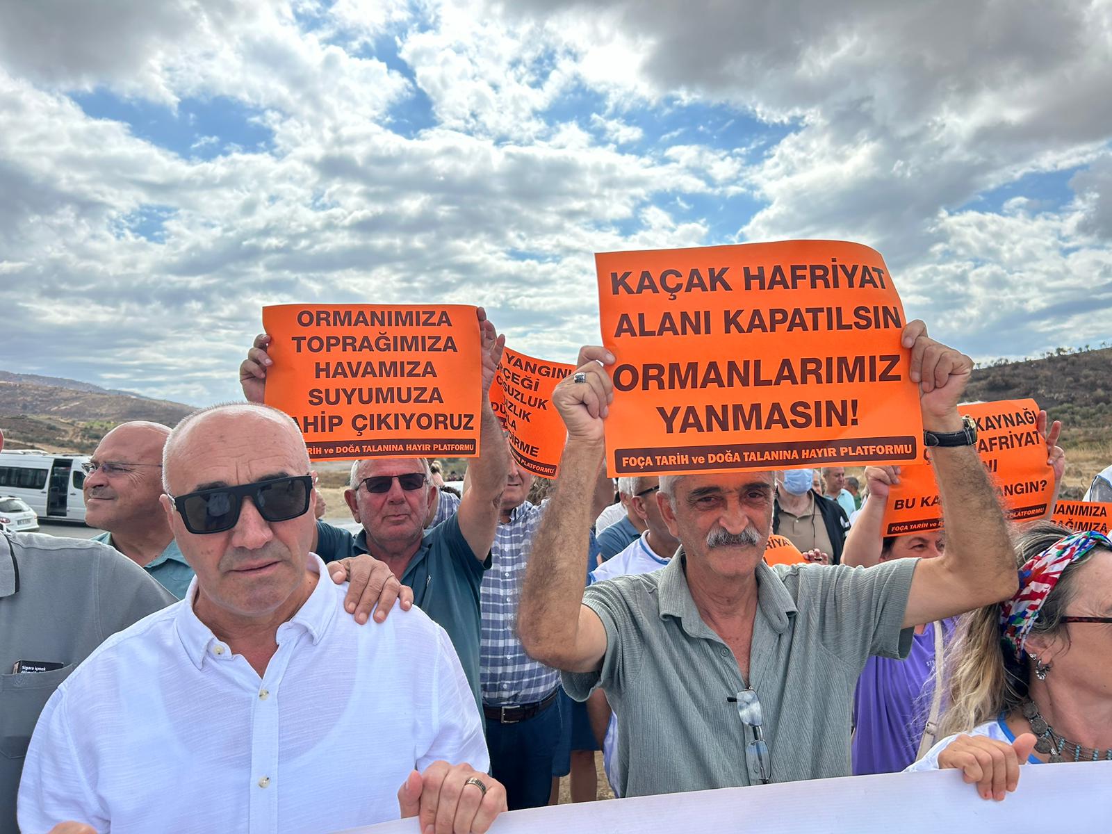 Foça Yangın Protesto (6)