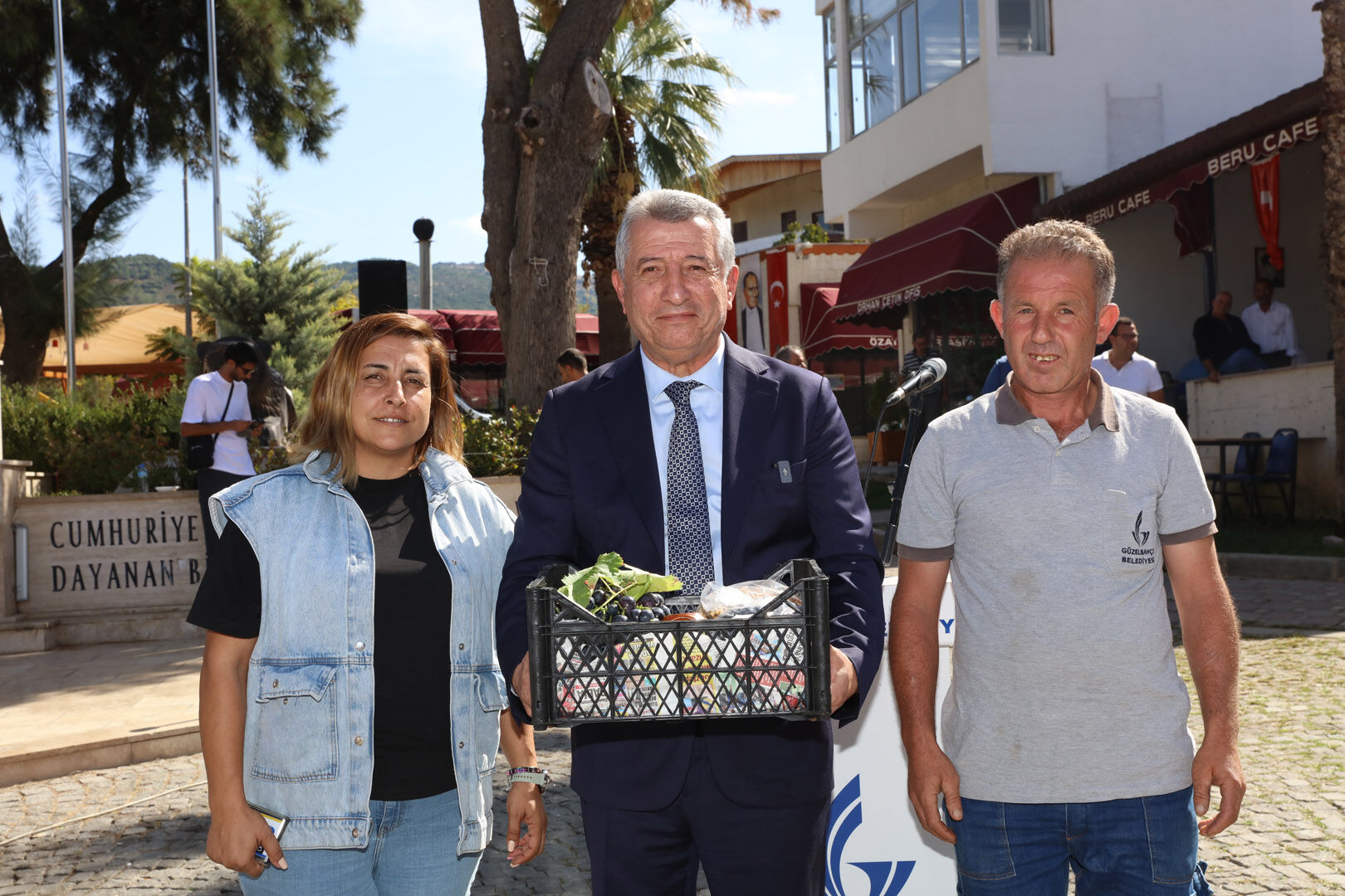 Güzelbahçe Belediyesi'nde Çifte Toplu Sözleşme Imzalandı