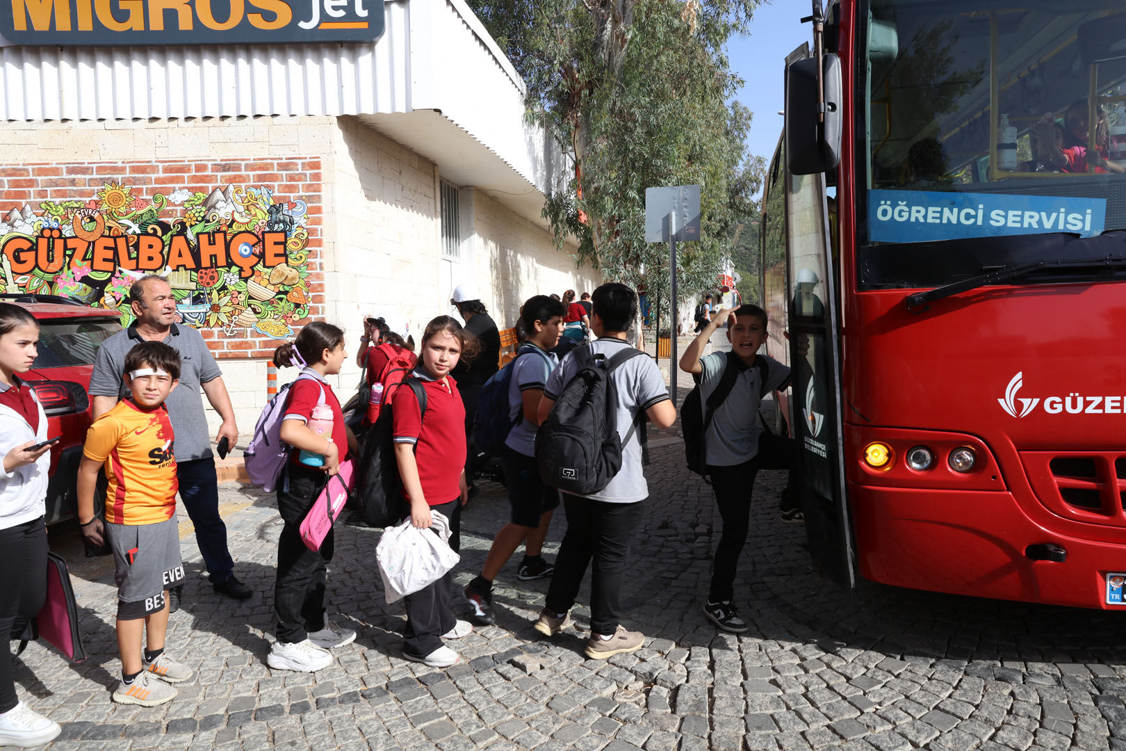 Güzelbahçe Belediyesi'nden Öğrencilere Ücretsiz Servis Desteği (5)