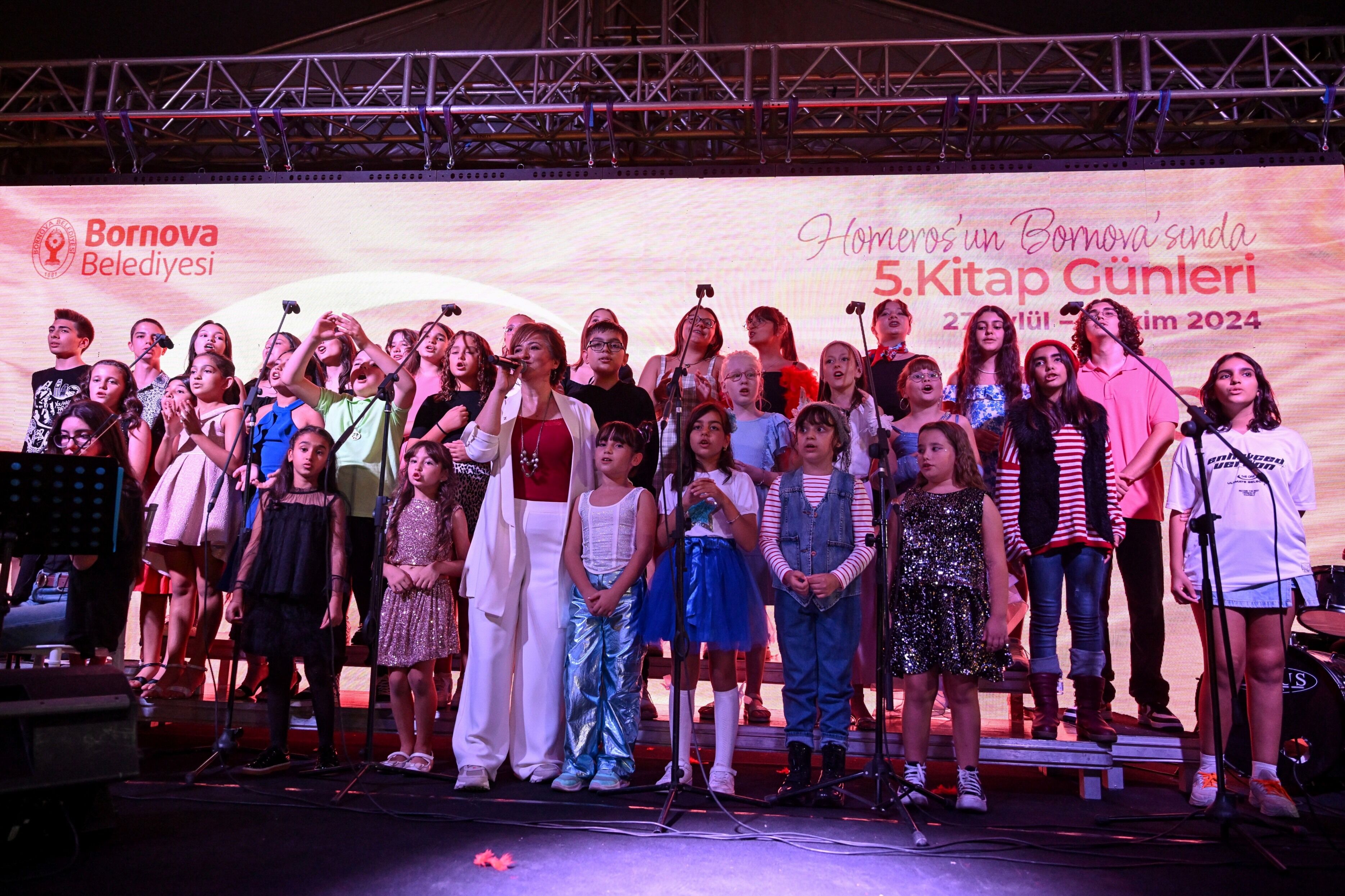 Homeros’un Bornova’sında Kitap Günleri Sanatla Buluştu2