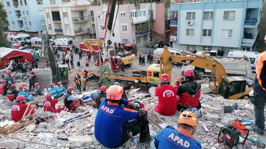 Izmir Depremi-1