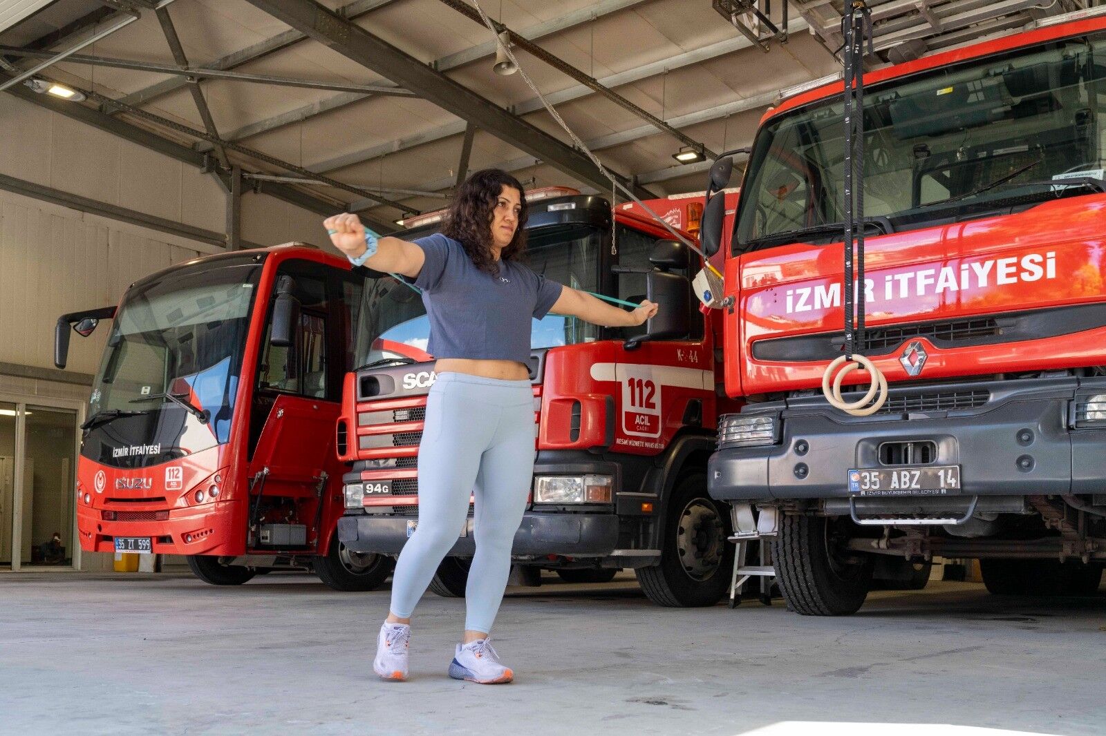İzmir’in Başarılı Itfaiyecisi Crossfit Şampiyonu Oldu3