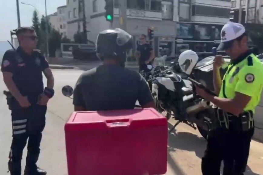 Kahramanmaraş’ta Motosiklet Denetimi 76 Sürücü Kontrol Edildi (1)