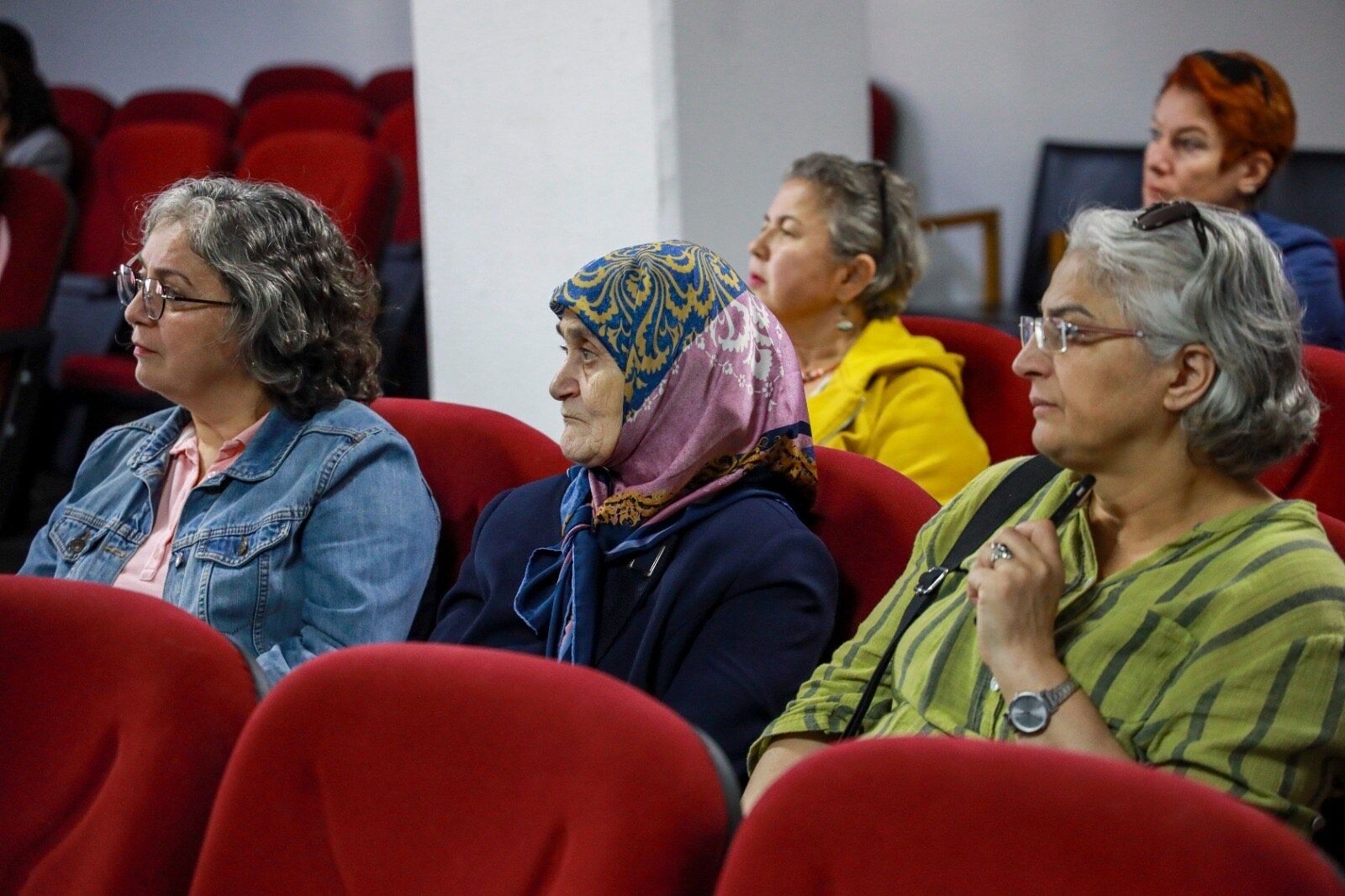 Karşıyaka Belediyesi’nden Kadın Girişimcilere Dijital Eğitim Desteği1