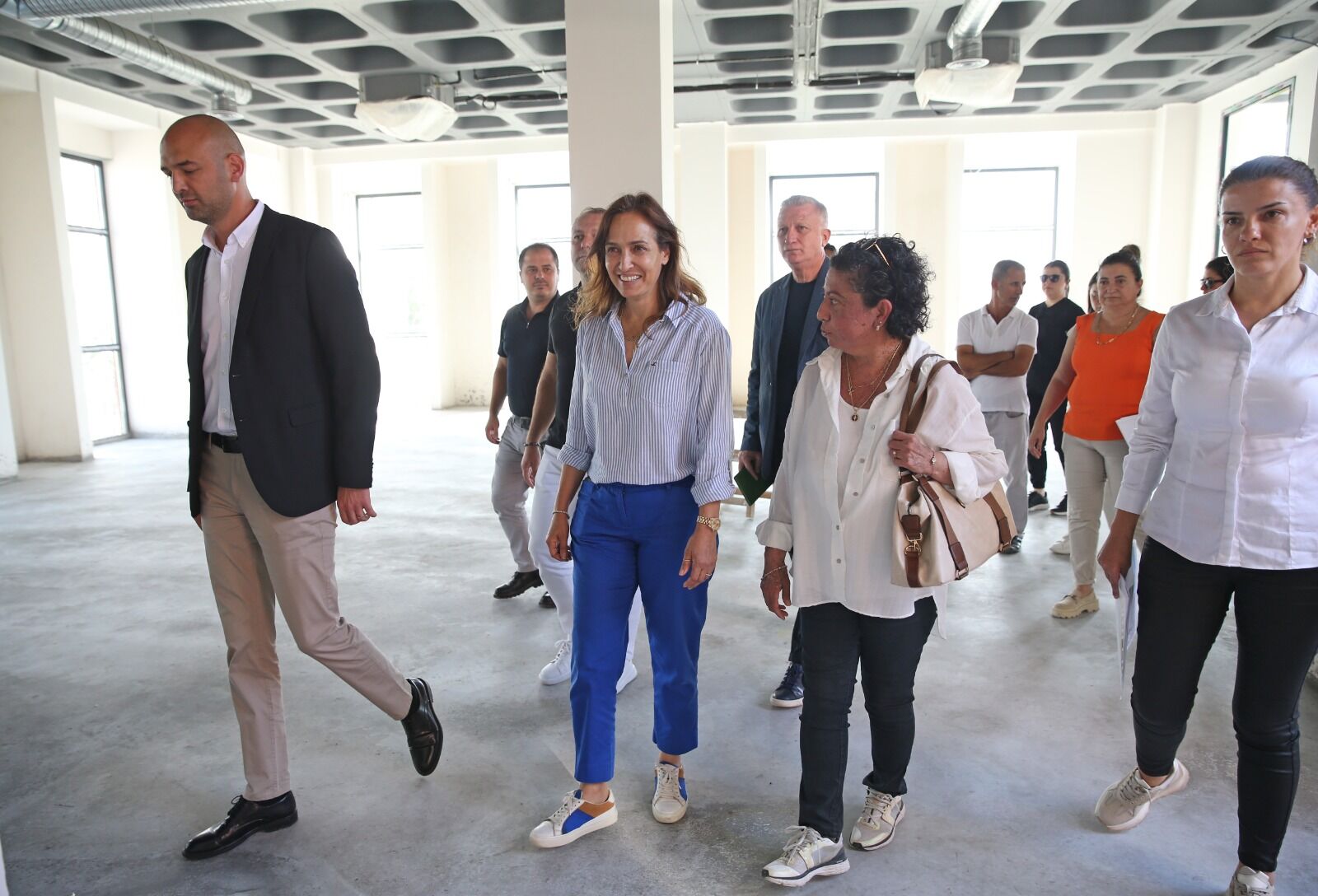Karşıyaka Belediyesi’nden Yeni Taziye Evi Ve Kütüphane1
