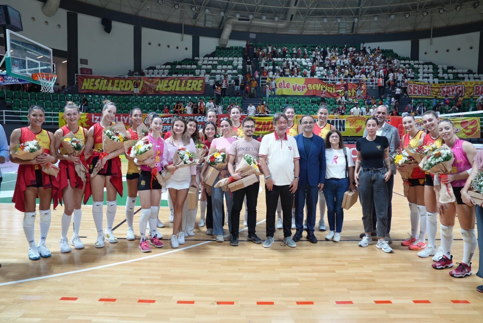 Kfc Voleybol 1. Ligi Farkındalık Mesajıyla Başladı1